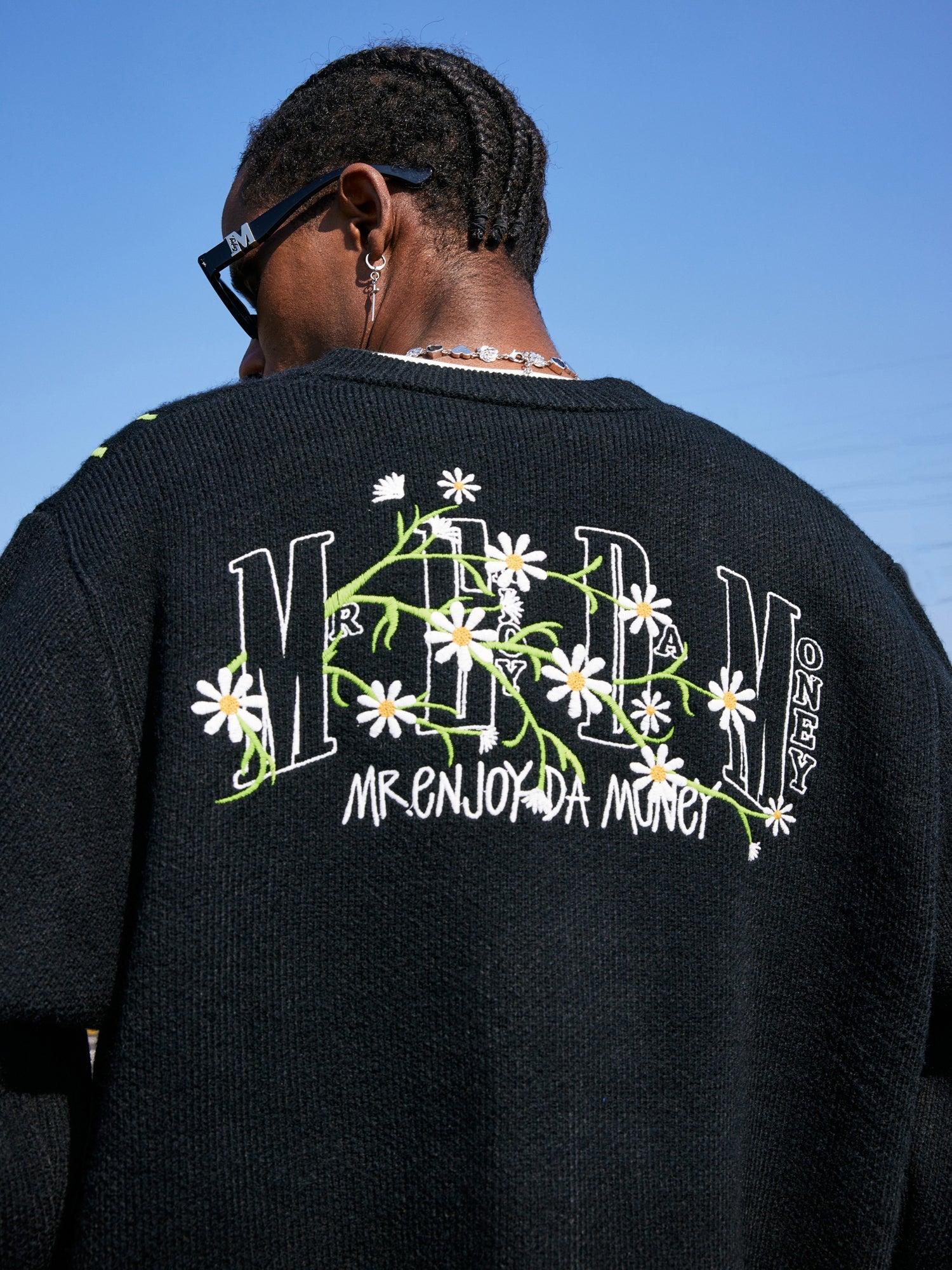MEDM Flower Logo Embroidered Knit Cardigan