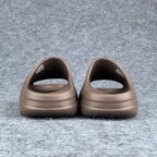 Yeezy Slides 'Soot'