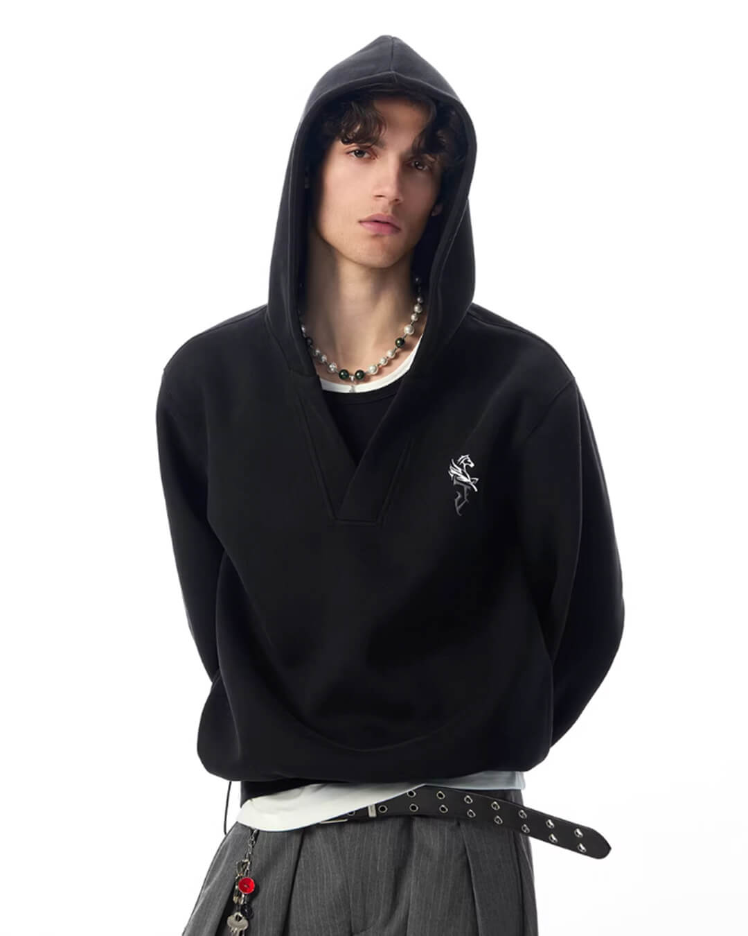 JHYQ Pegasus Logo V Neck Cropped Hoodie