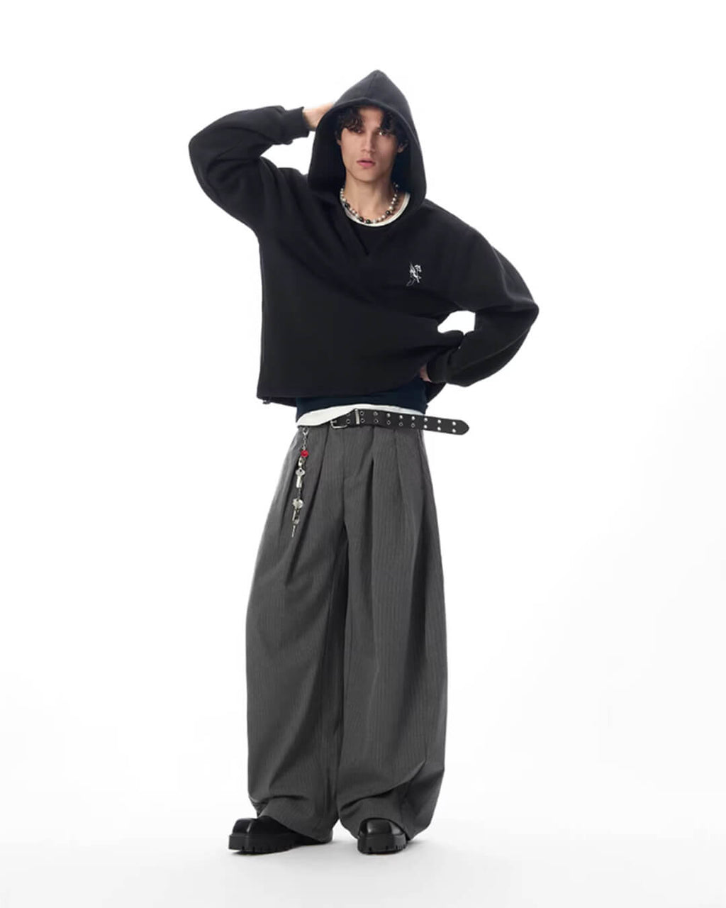 JHYQ Pegasus Logo V Neck Cropped Hoodie