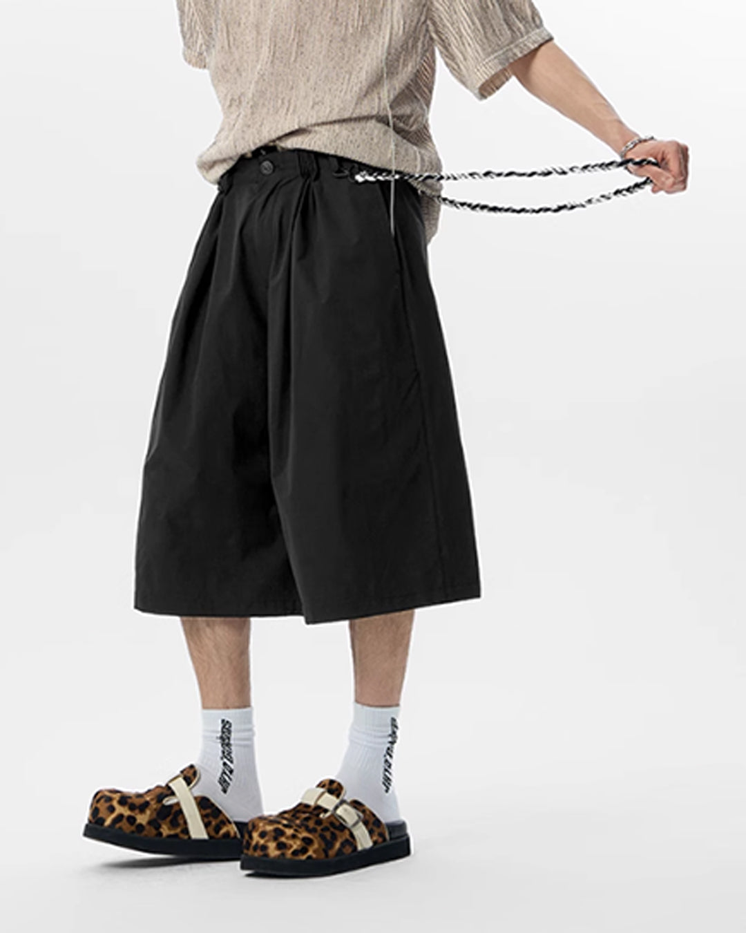 JHYQ Strap Detail Pleated Suit Shorts