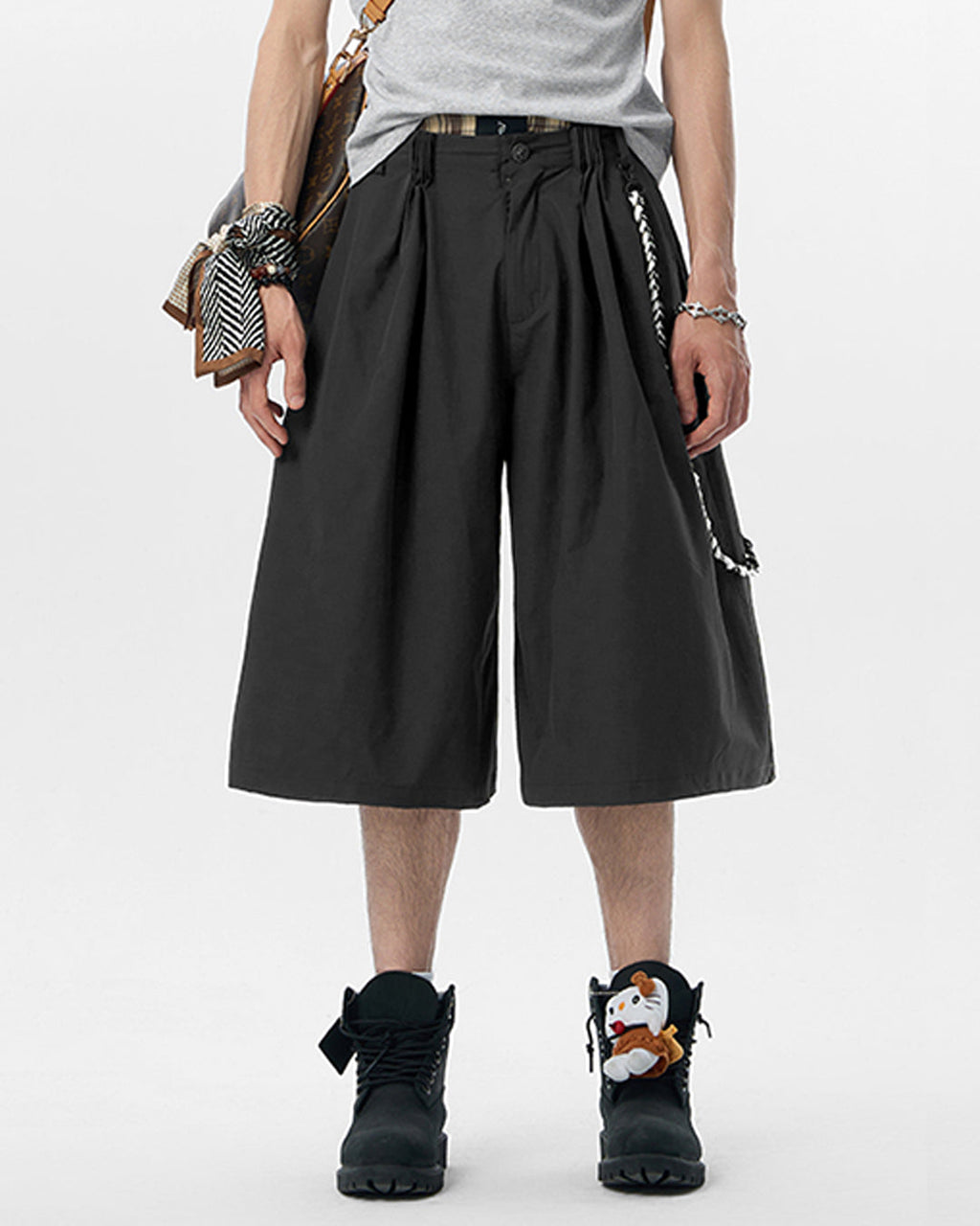JHYQ Strap Detail Pleated Suit Shorts