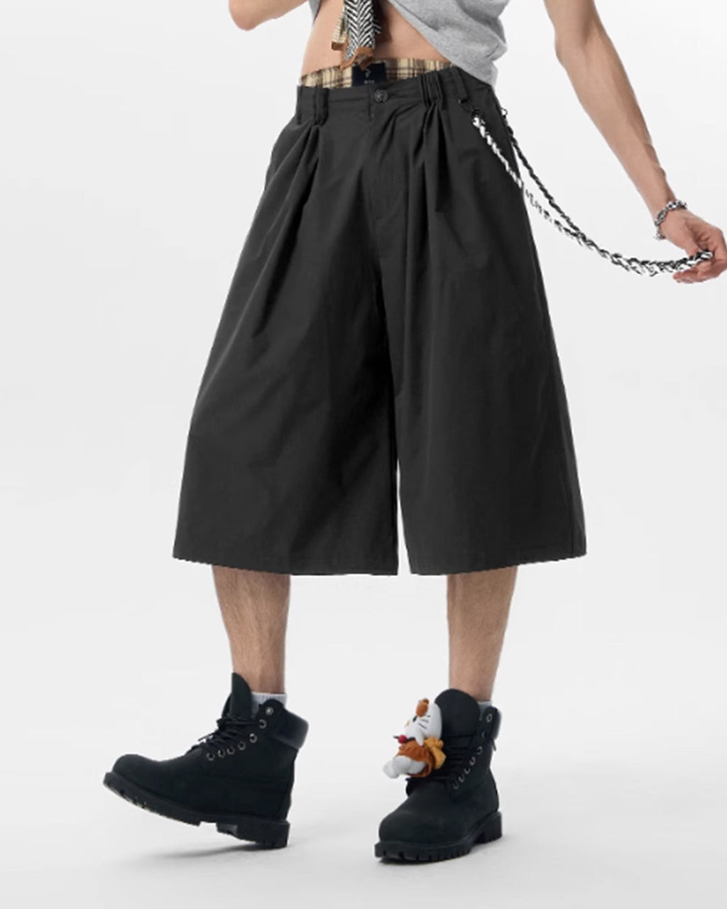 JHYQ Strap Detail Pleated Suit Shorts