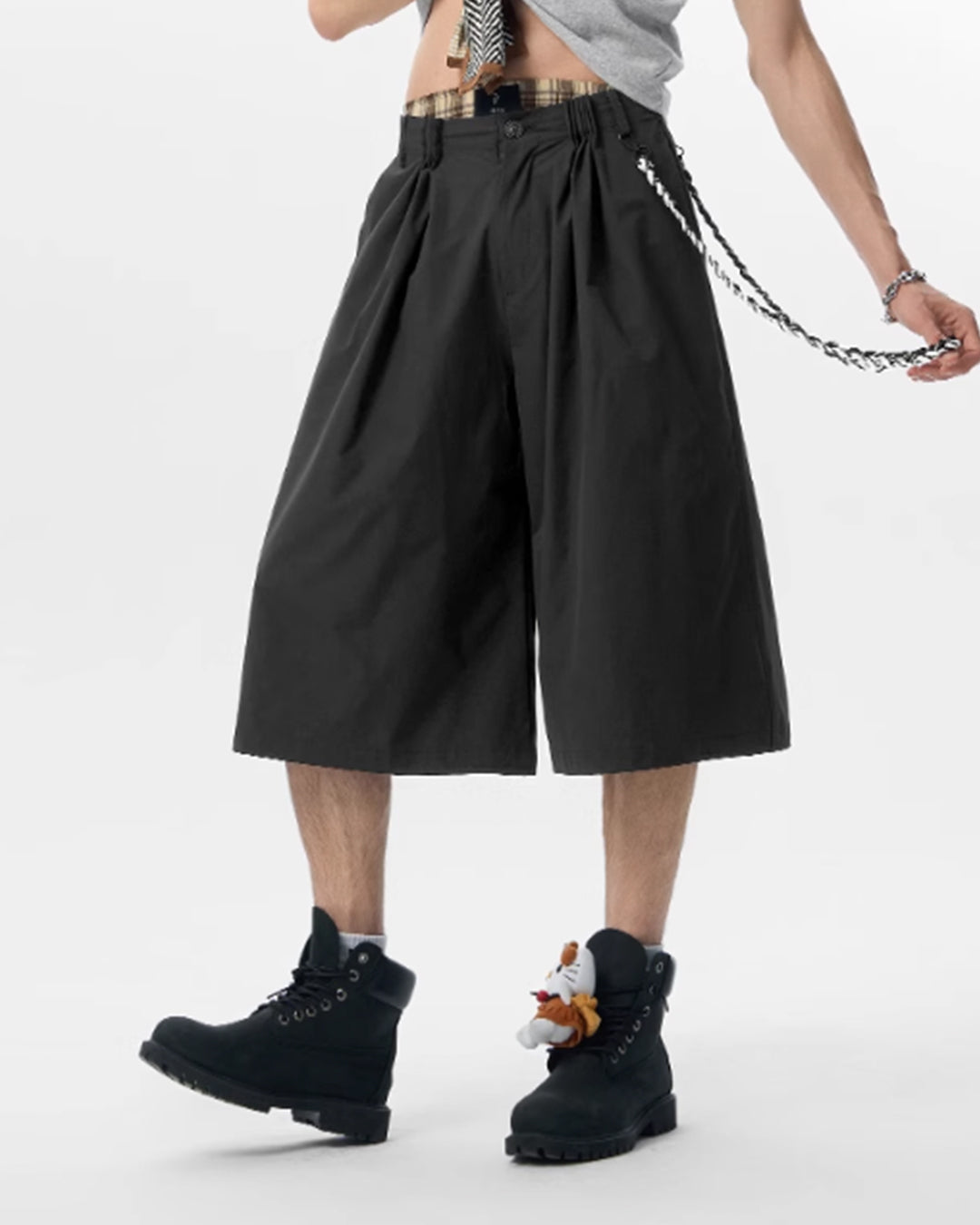 JHYQ Strap Detail Pleated Suit Shorts