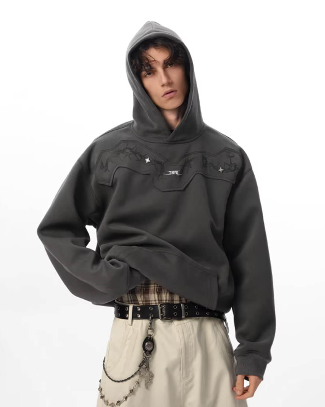 JHYQ Thorn Print 3D Patch Hoodie