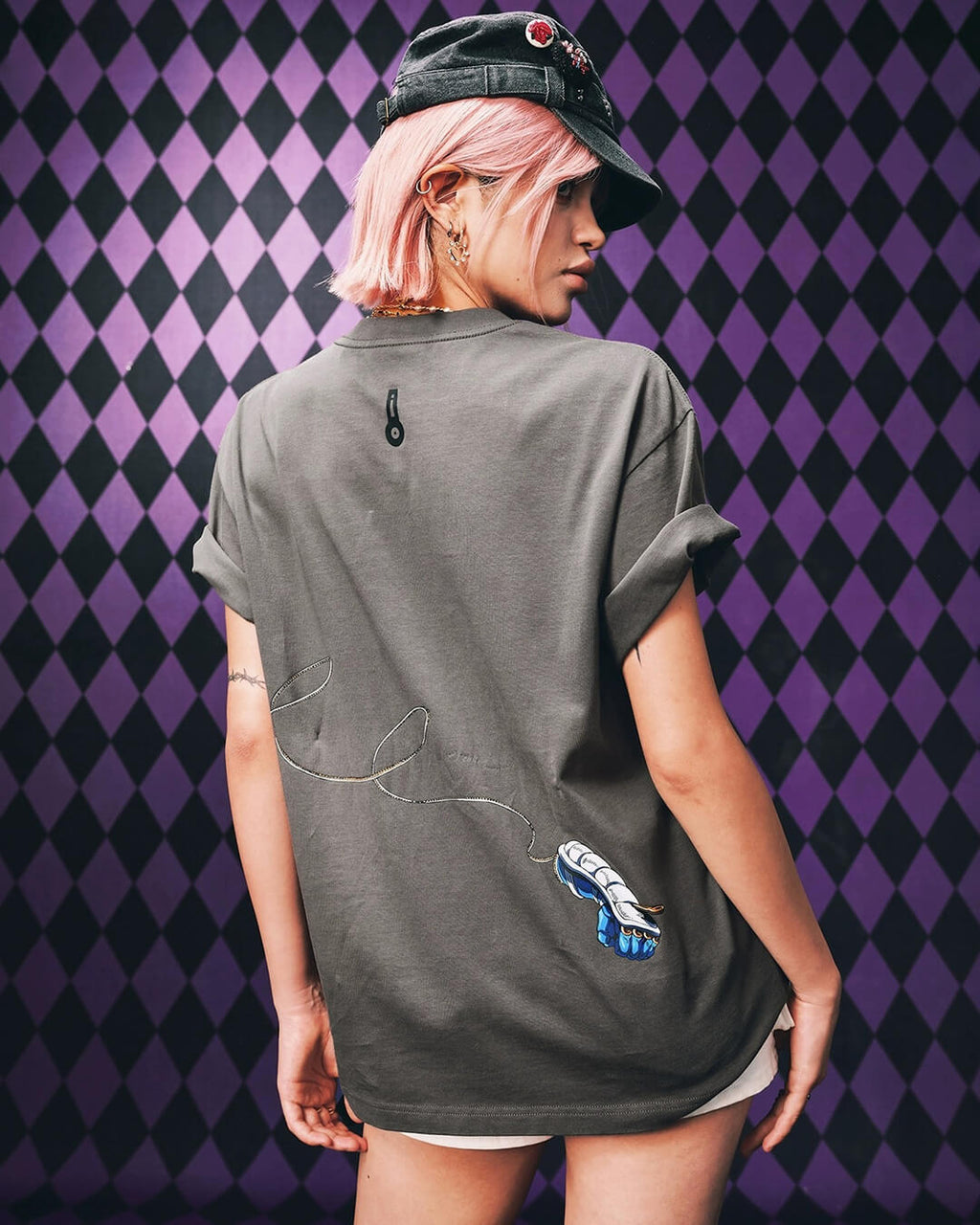 MEDM × JOJO Washed Distressed Character Print Tee