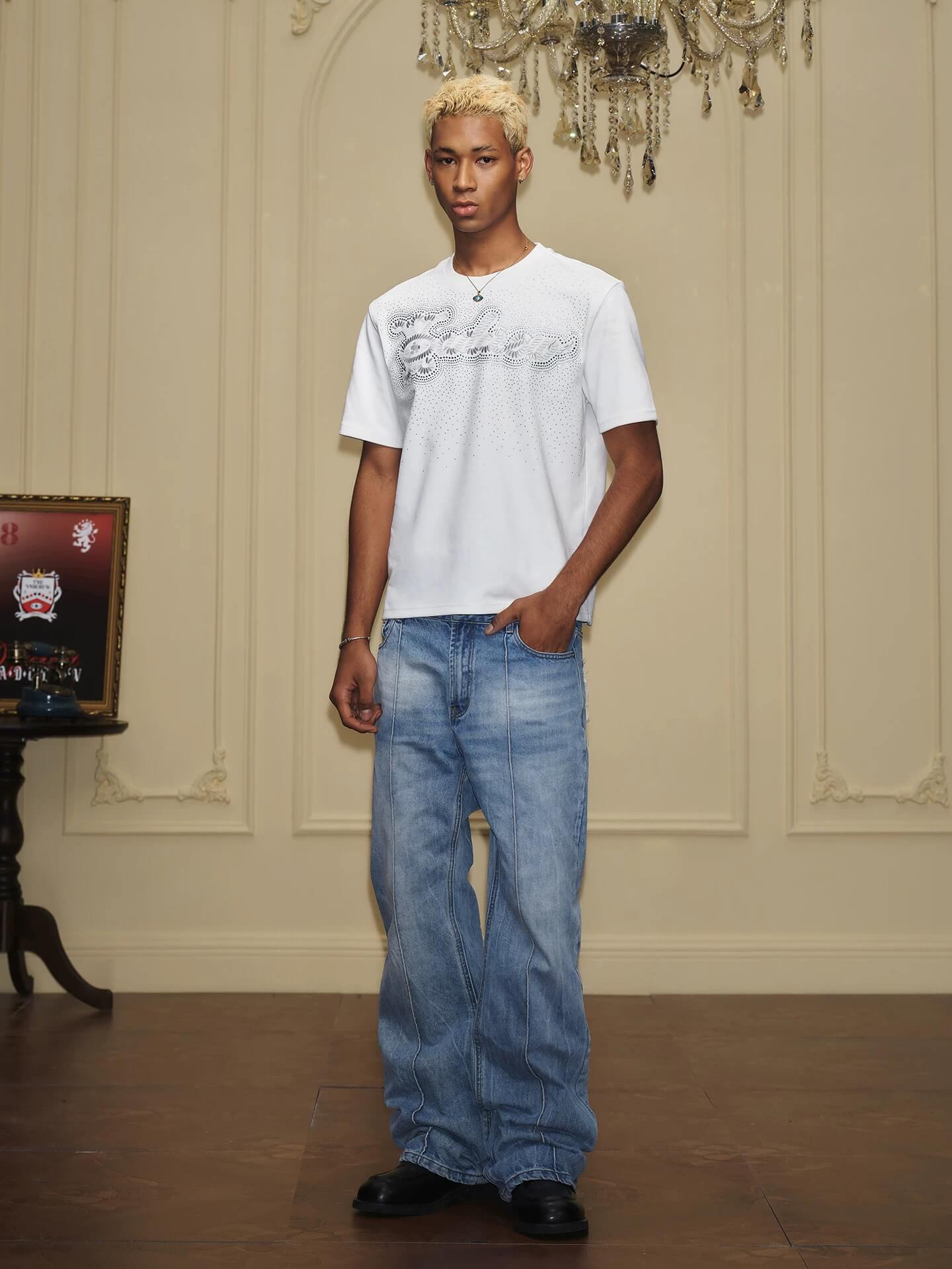 YADcrew Contrast Frayed Back Pocket Center Seam Washed Jeans