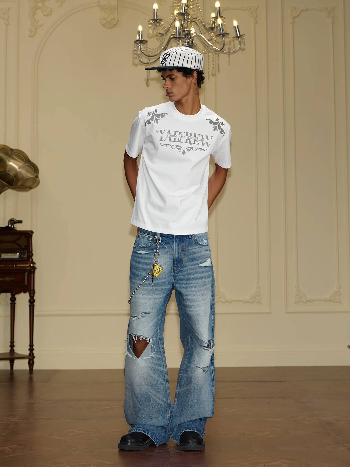 YADcrew Vintage Whiskered Washed Distressed Jeans
