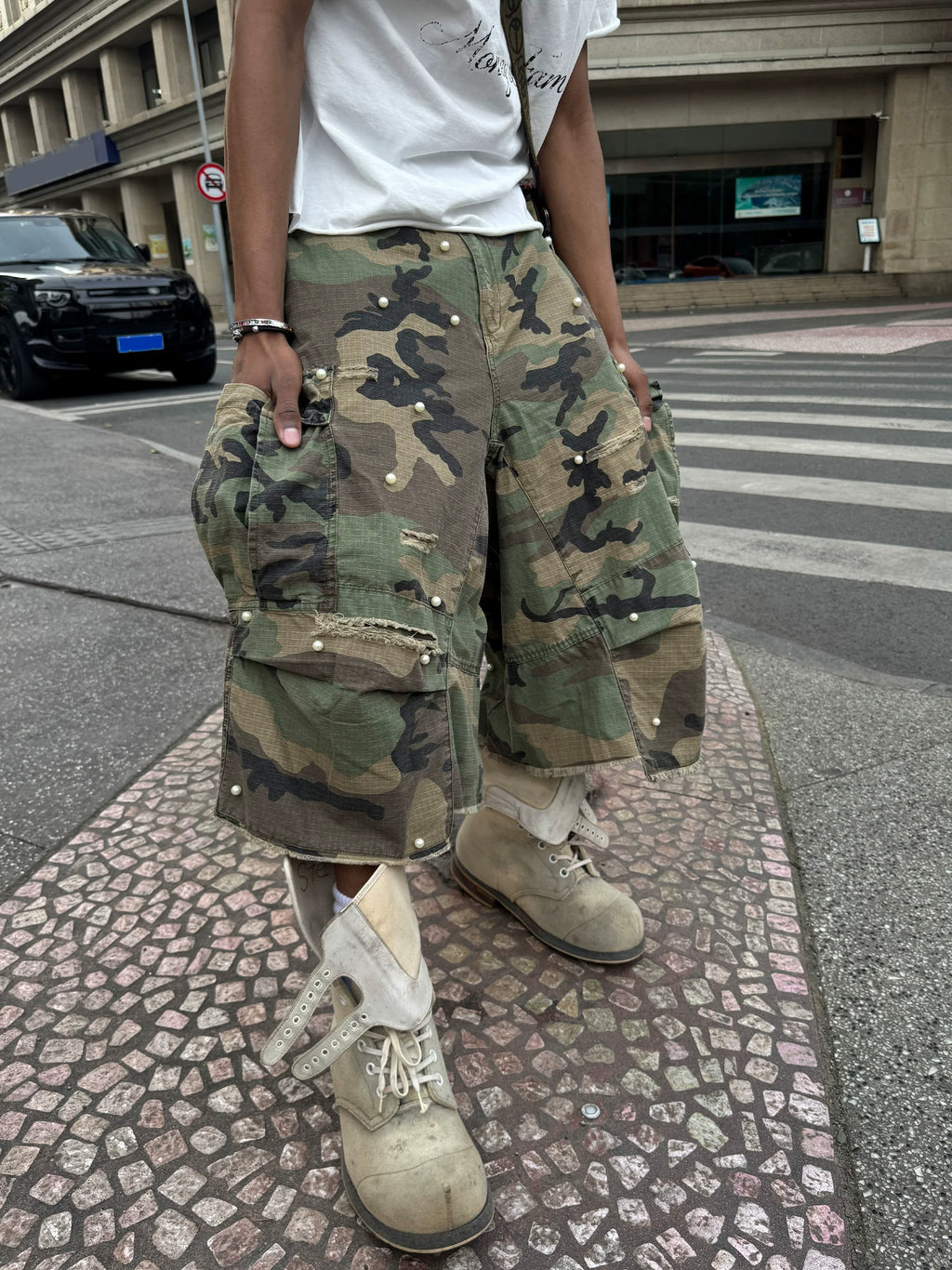 STEEPC M-65 Pearl Embellished Camouflage Baggy Cargo Shorts