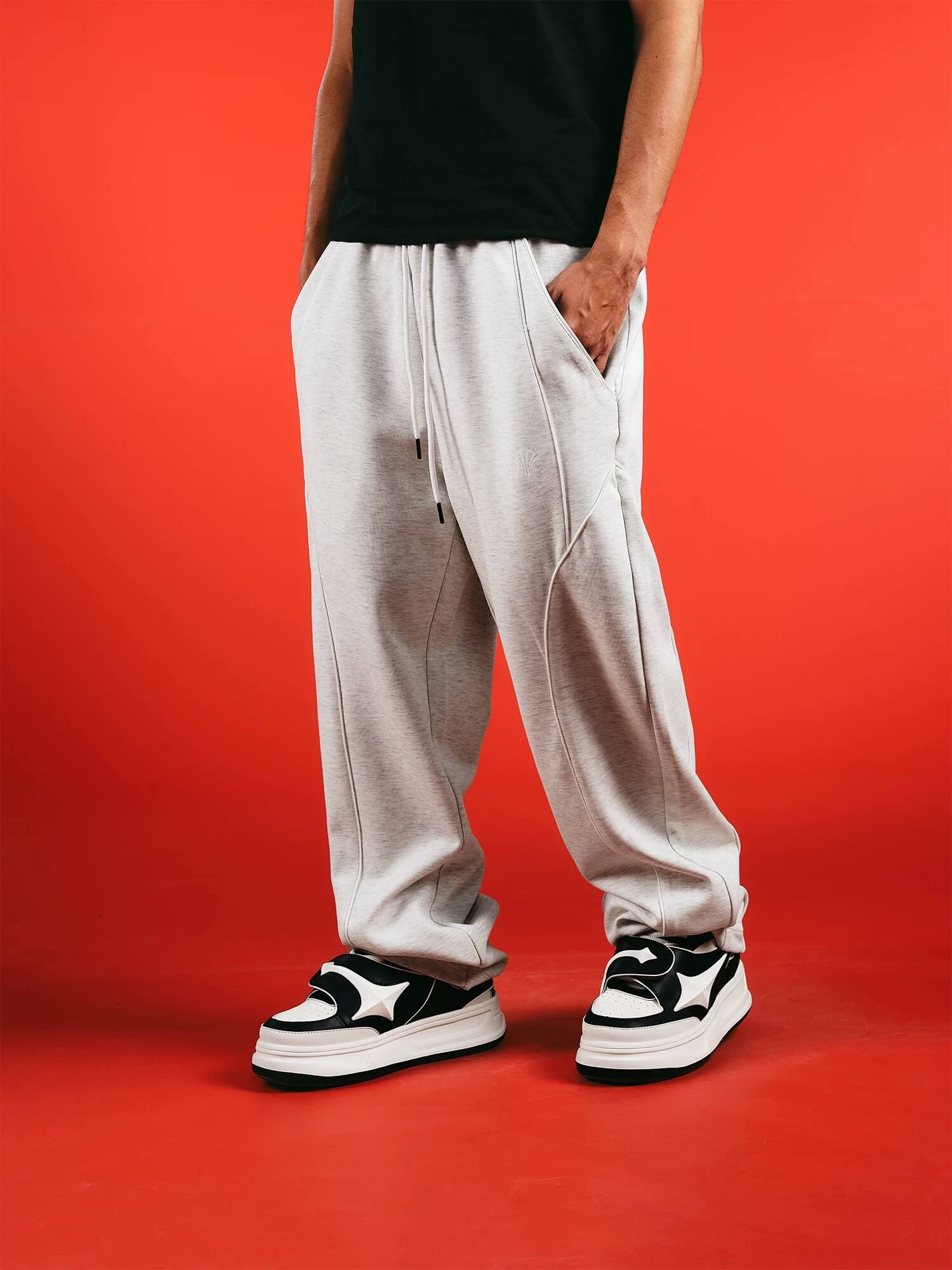 1807 HERE Line Pattern Sweatpants