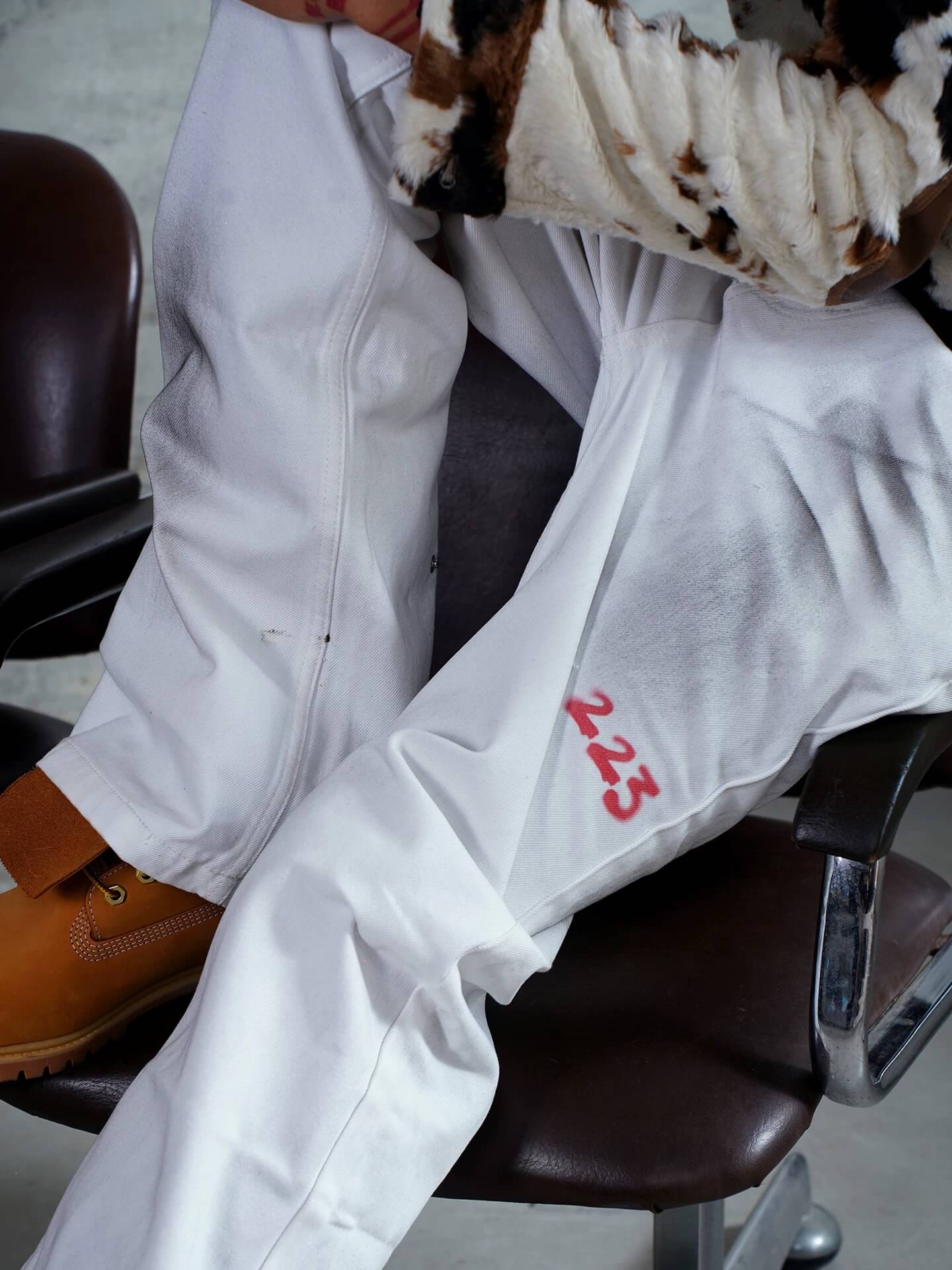 TGFCLUB Kill Graffiti Distressed White Flared Jeans