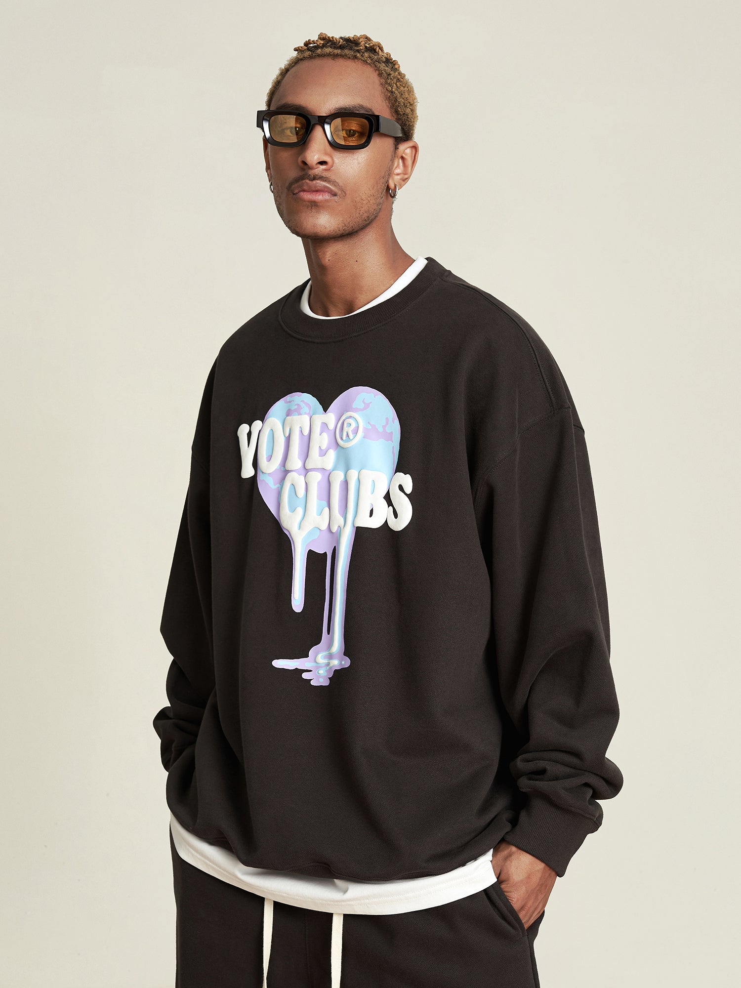 VOTE Foaming Heart Sweatshirt