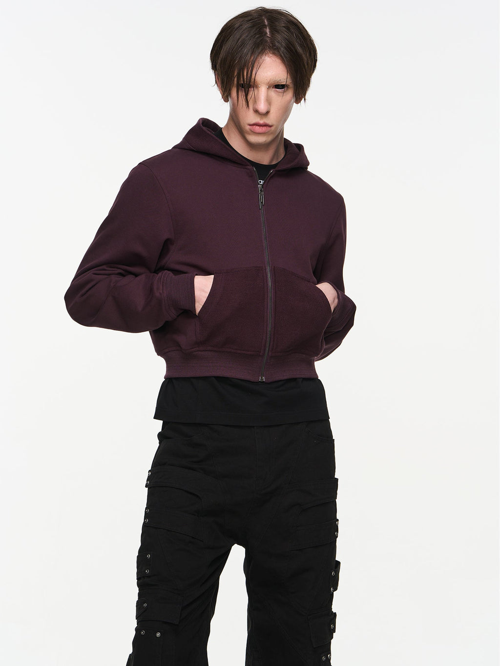BLIND NO PLAN Basic Patchwork Logo Embroidery Short Hoodie