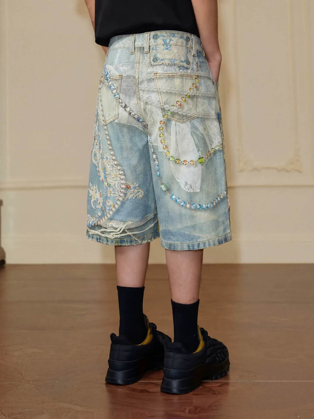 YADcrew Denim Pearl Bead Chain Digital Print Shorts