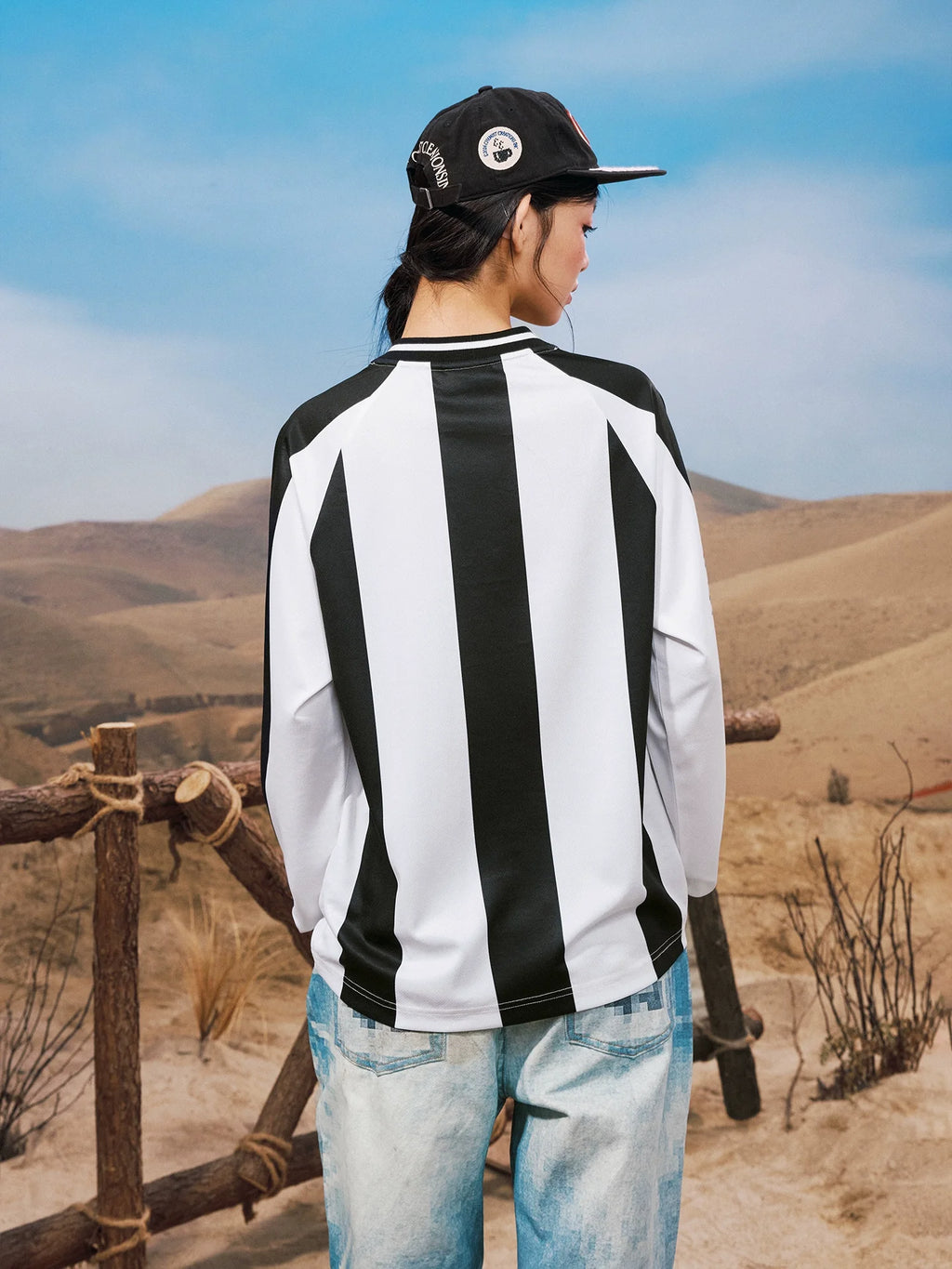 YADcrew Lace Peace Dove Striped Long Sleeve Soccer Jersey