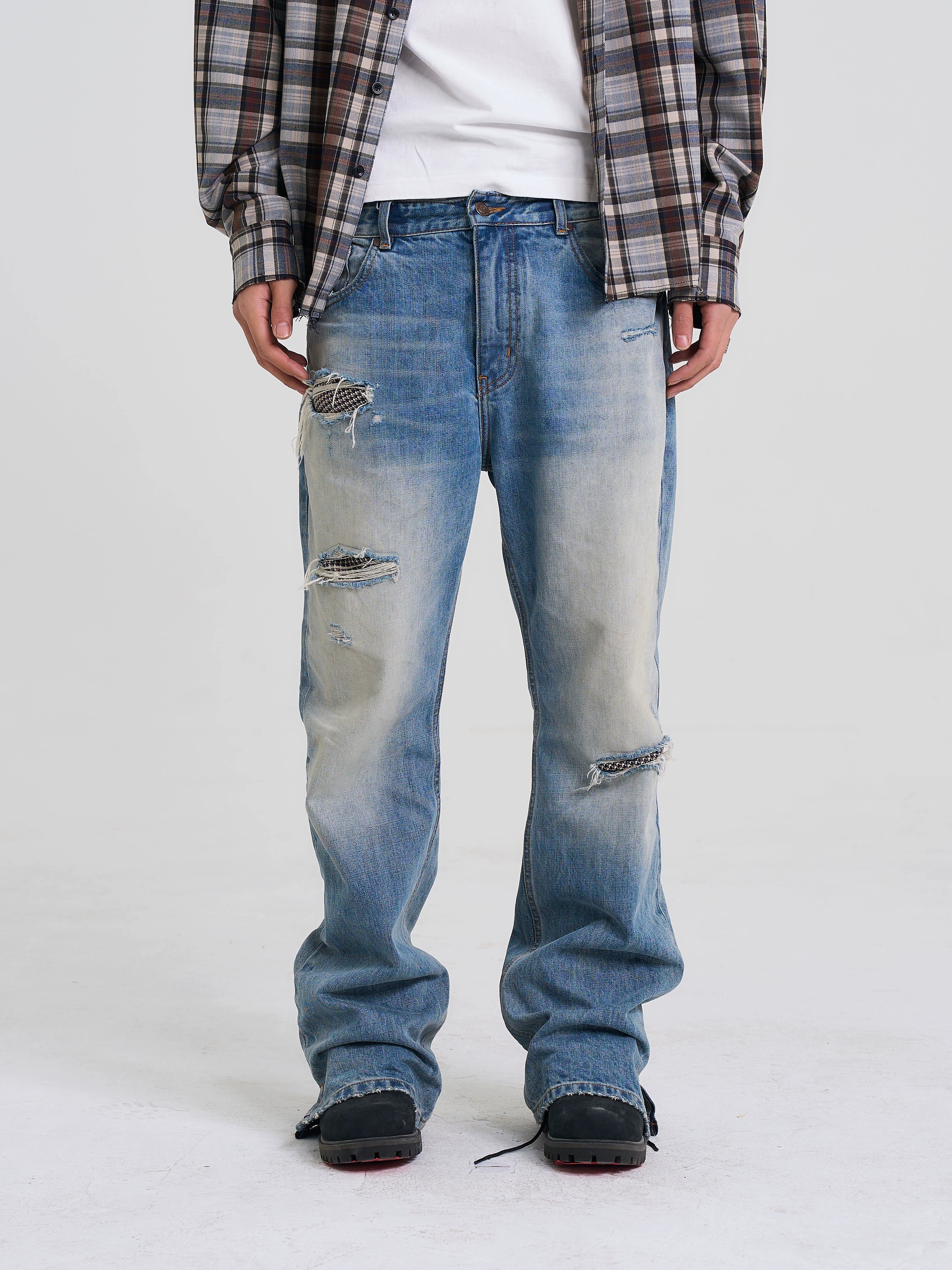 EVILKNIGHT(EK) Washed Checkered Patch Distressed Jeans