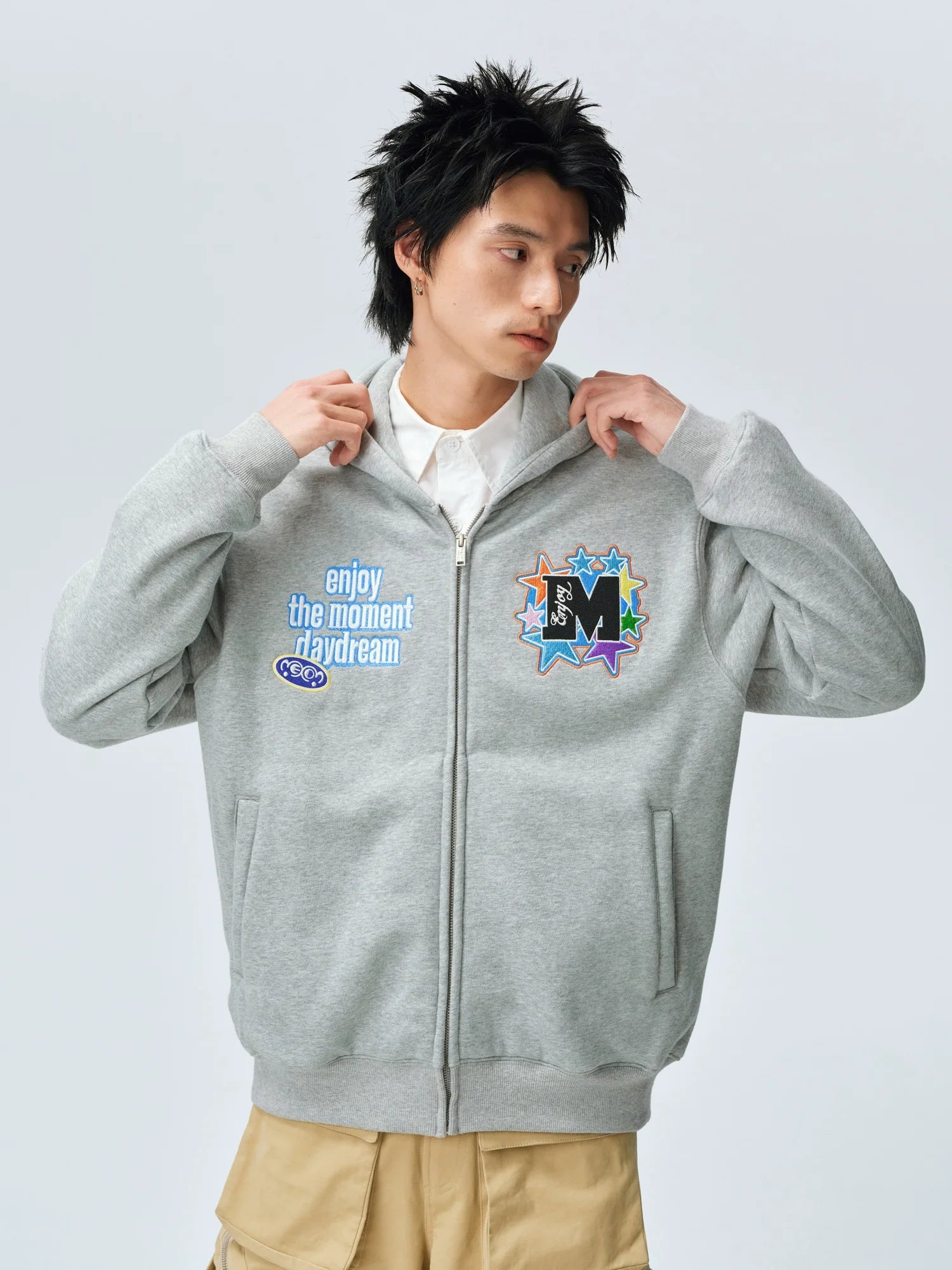 MEDM Blooming Star Embroidered Zip-Up Hoodie