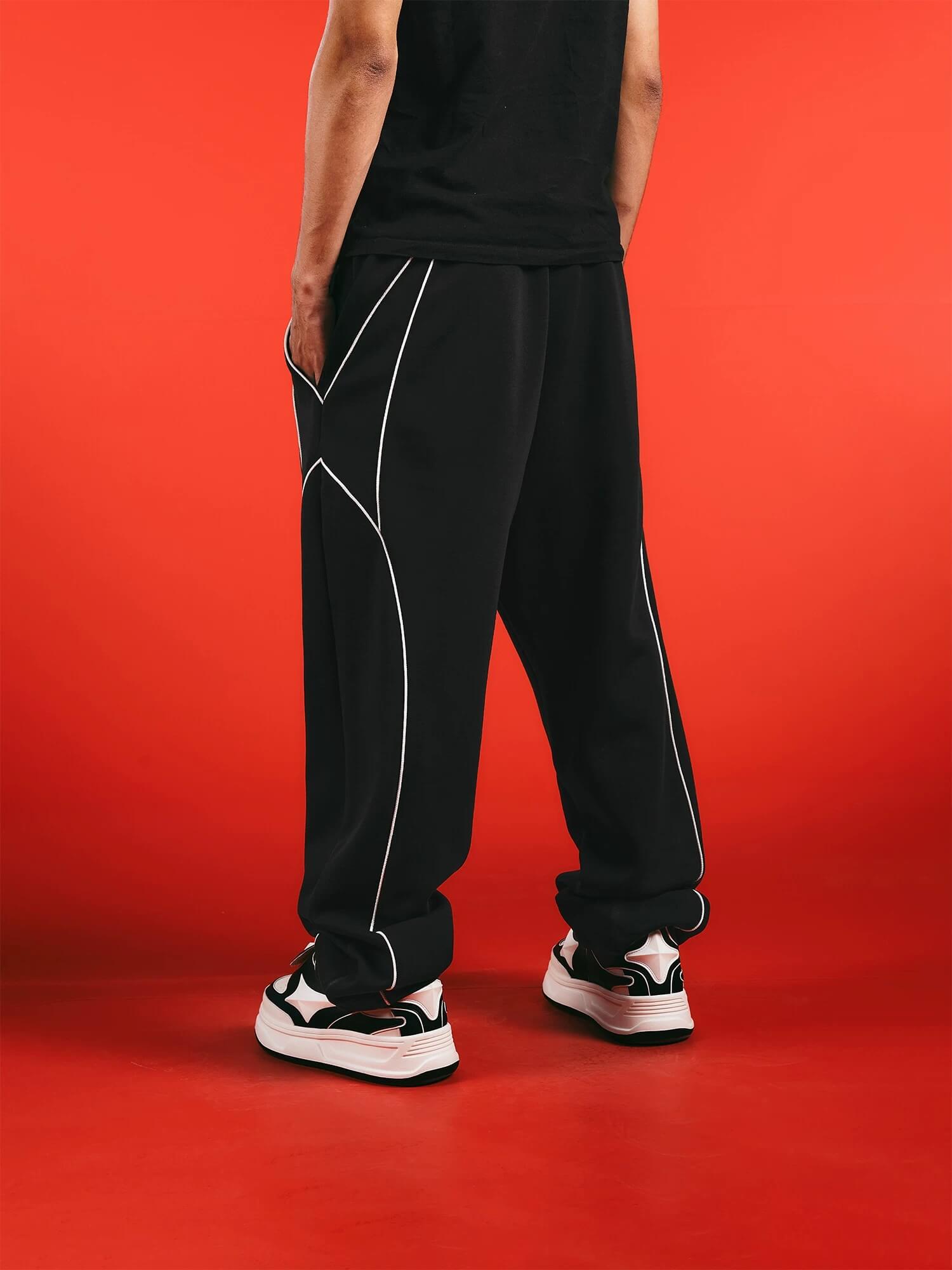 1807 HERE Line Pattern Sweatpants