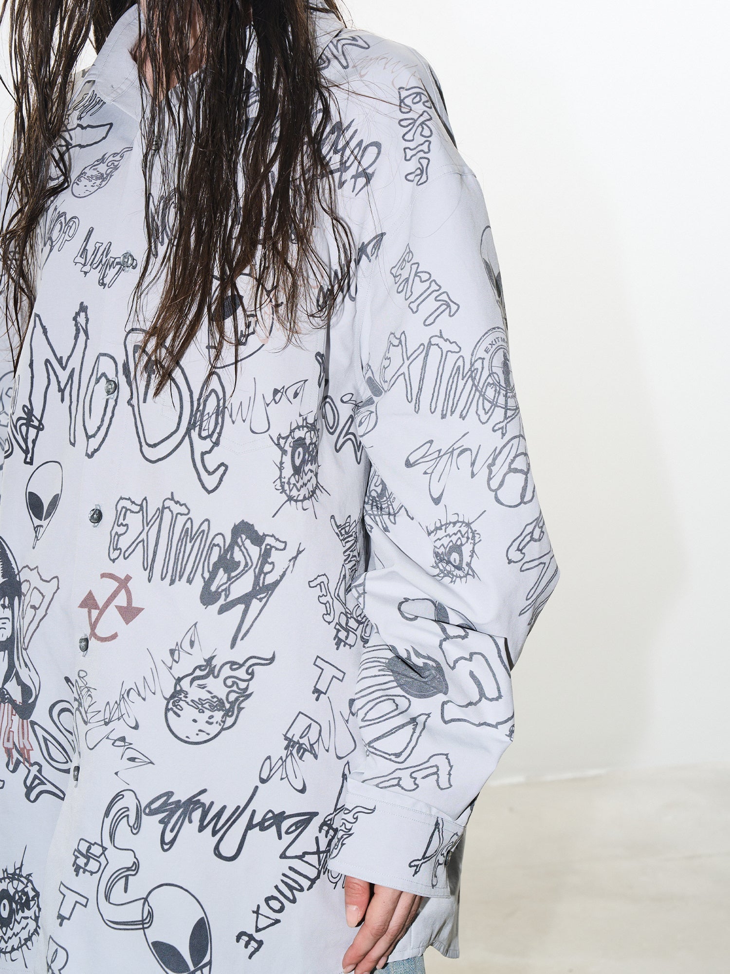 BLIND NO PLAN Graffiti Digital Print Long Sleeve Shirt