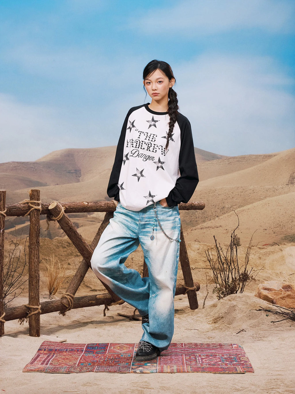 YADcrew Star Logo Print Raglan Long Sleeve Tee