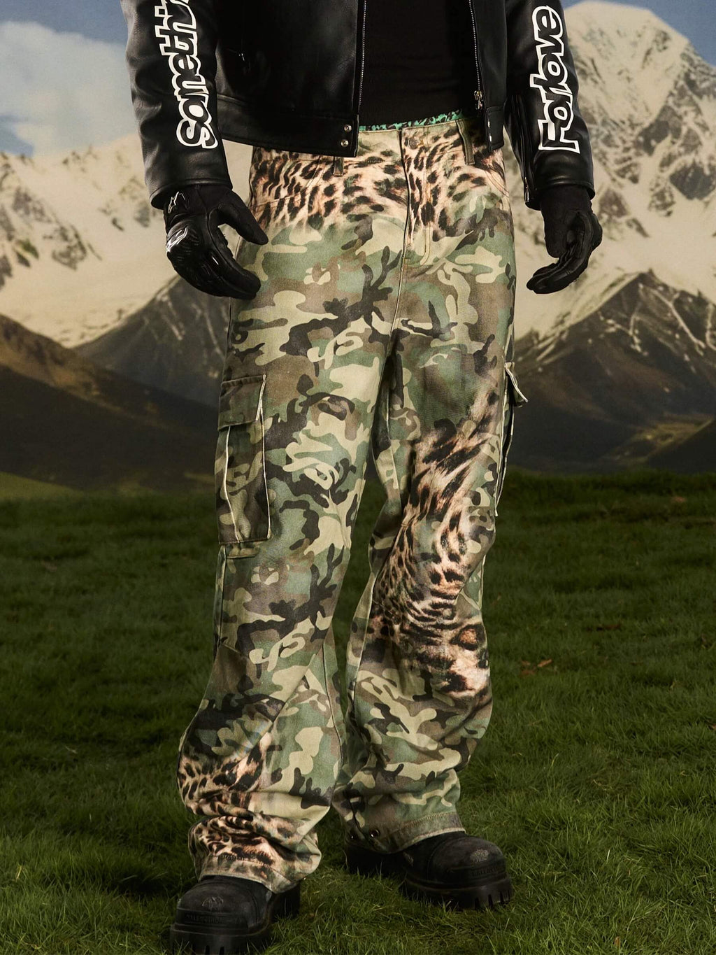 S45 Leopard Camouflage Print Cargo Pants
