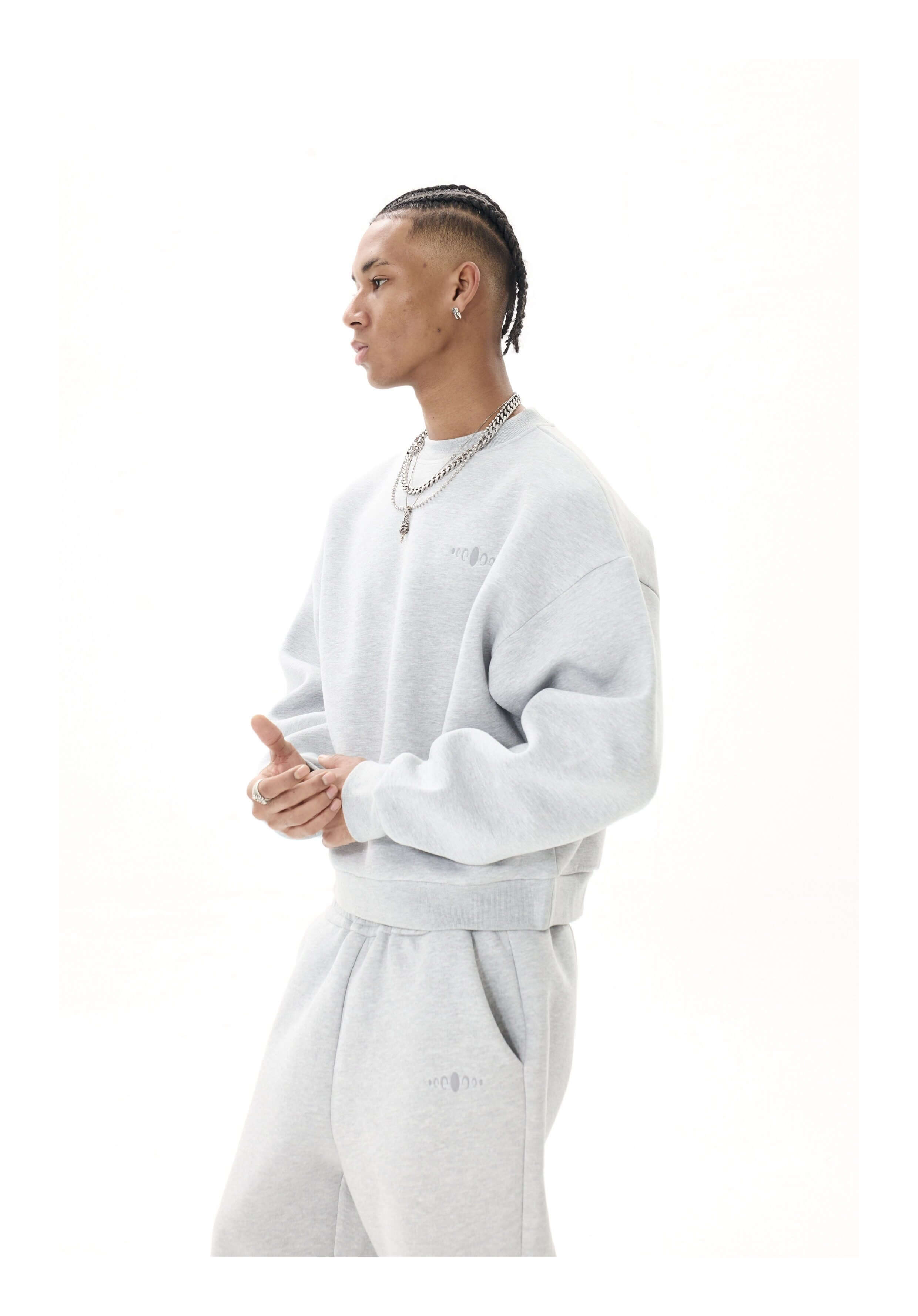 KARMANISTIC Heavyweight Logo Embroidered Sweatshirt