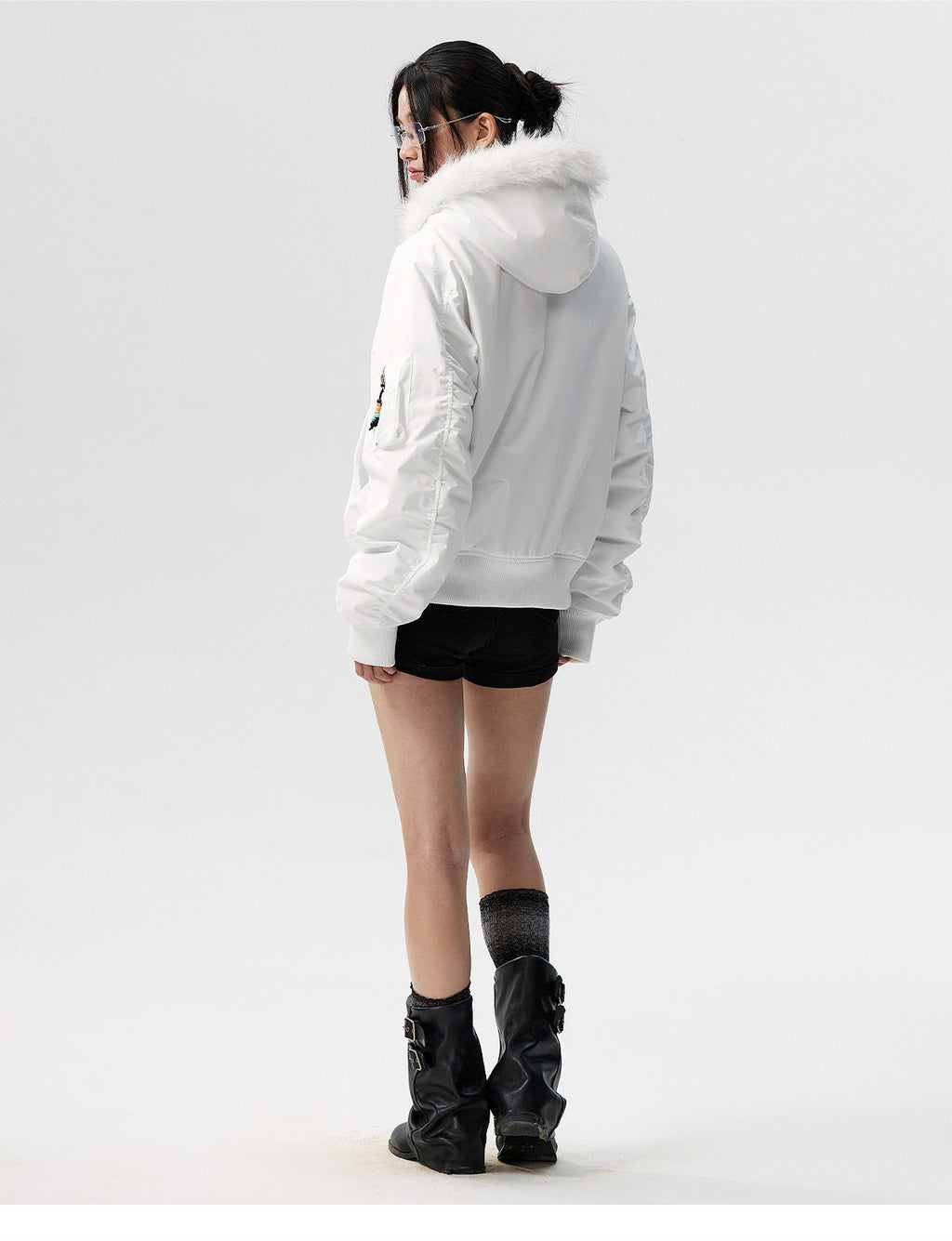 MEDM Animal Logo Patch Fur Hooded Bomber Jacket