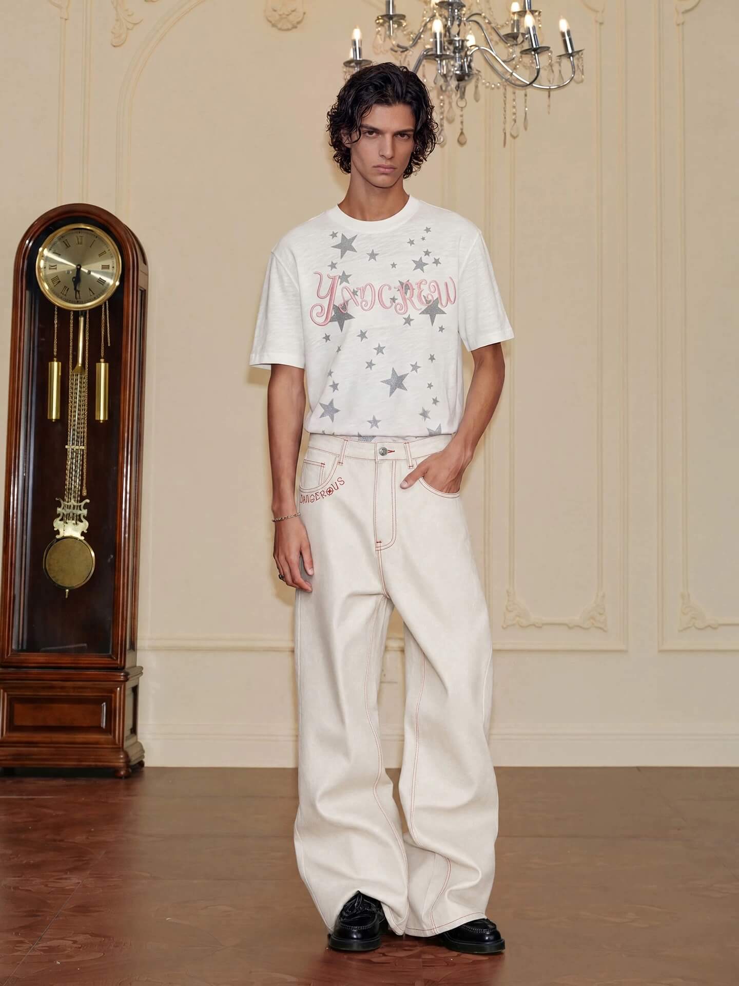 YADcrew Heart Shaped Pocket Slight Flare White Jeans