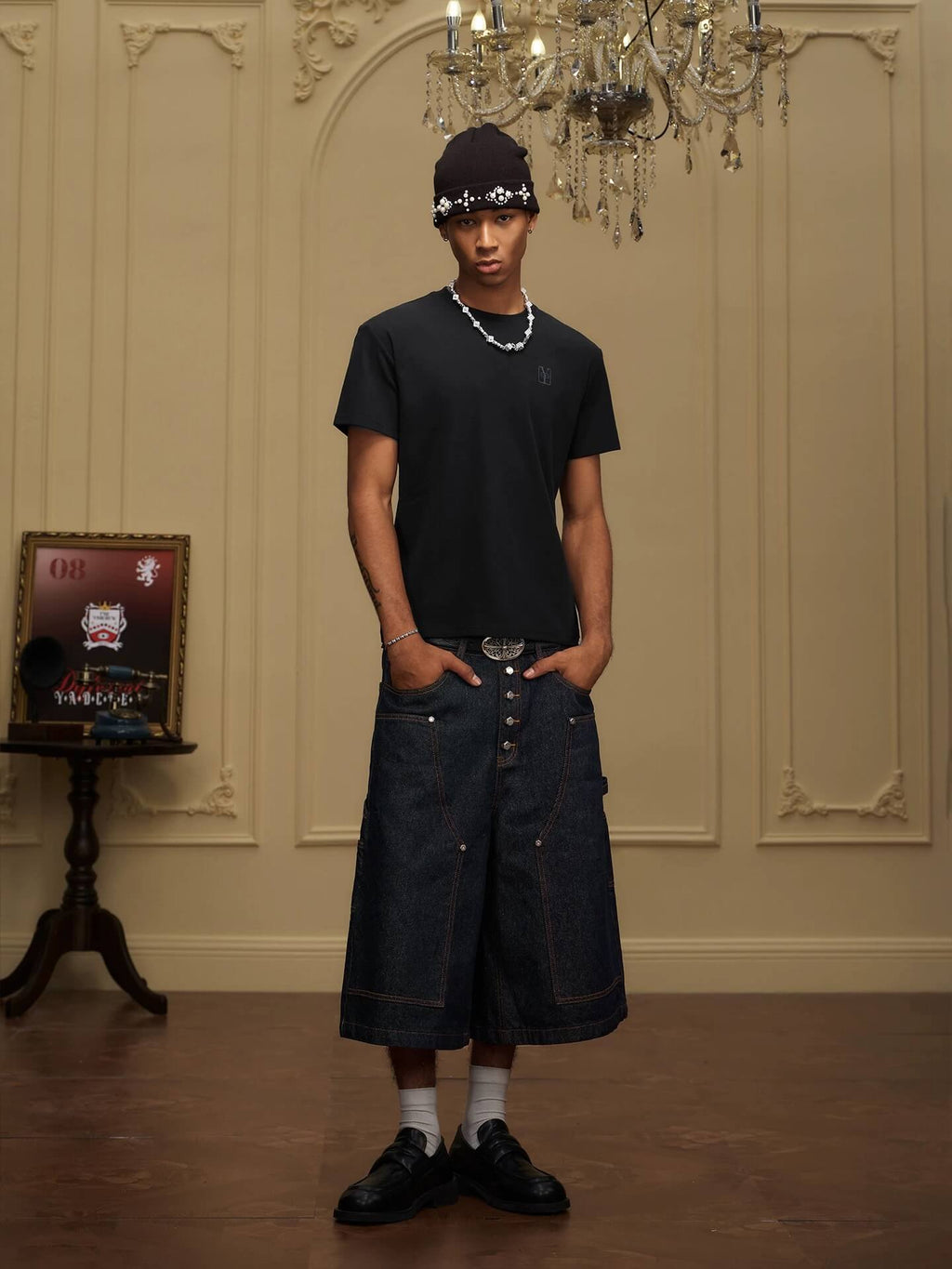 YADcrew Box Logo Slim Fit Basic Tee