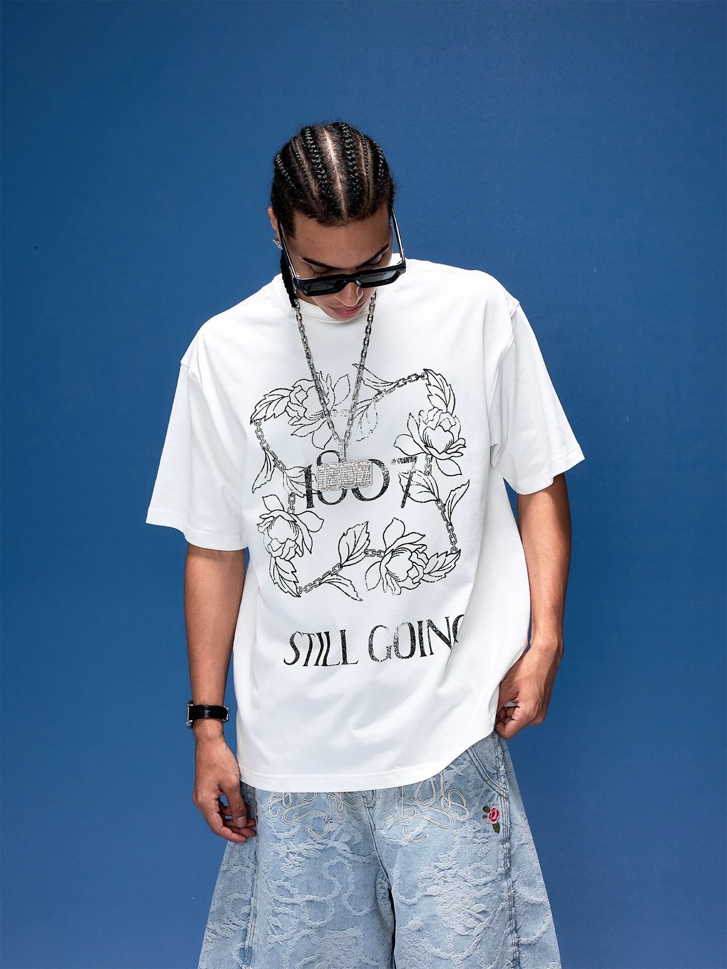 1807 Vintage Floral Chain Logo Print Short Sleeve Tee