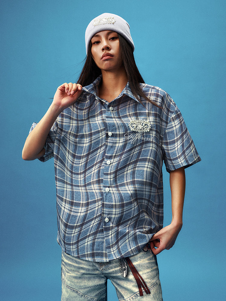 YADcrew Twisted Plaid Short Sleeve Shirt