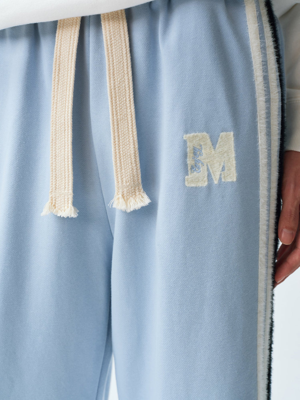 MEDM Side Stripe Four-Bar Drawstring Baggy Sweatpants