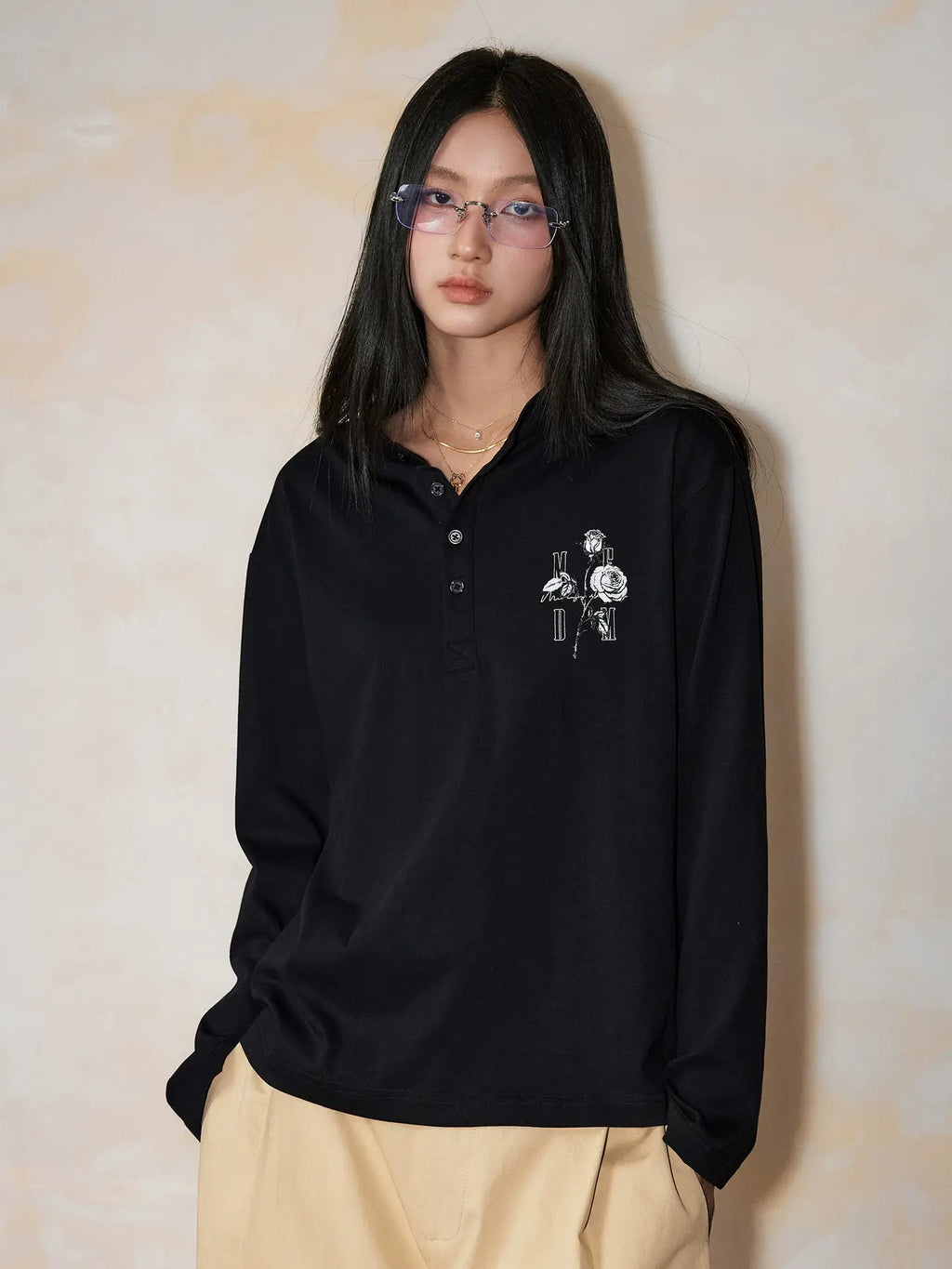 MEDM Rose Print Henley Long Sleeve Tee