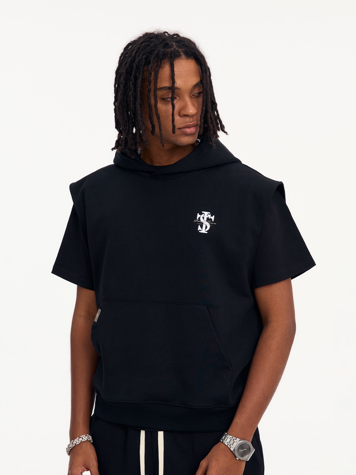 Small Town Kid Basic Embroidered Logo Sleeveless Hoodie