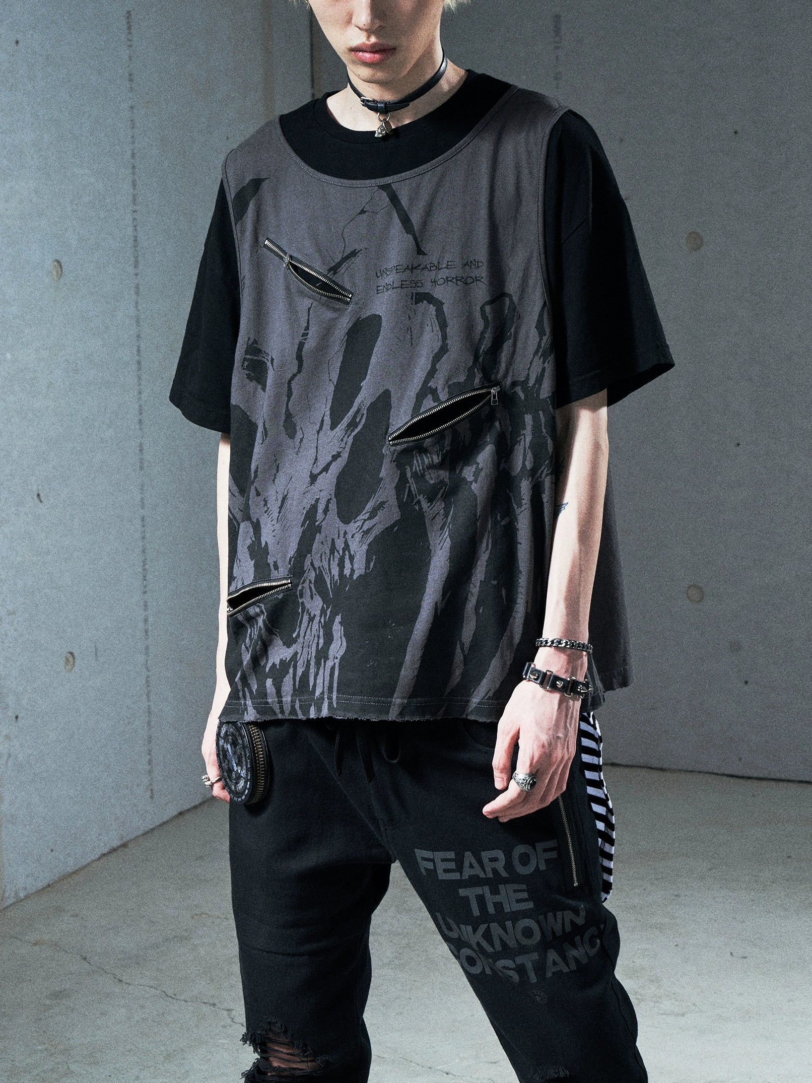 VENTUREK Double Layer Multi Zipper Destroyed Tee