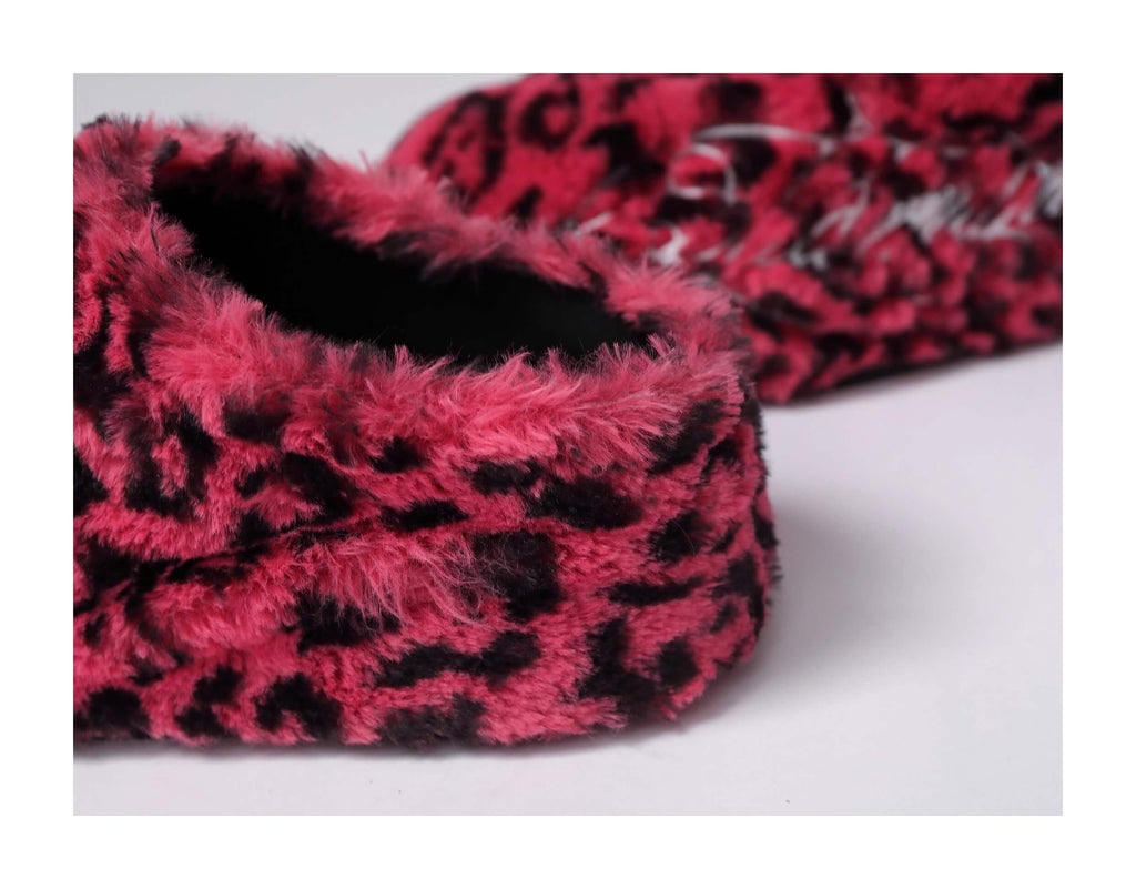 KARMANISTIC Rose White Leopard Fur Embroidered Slipper Clogs