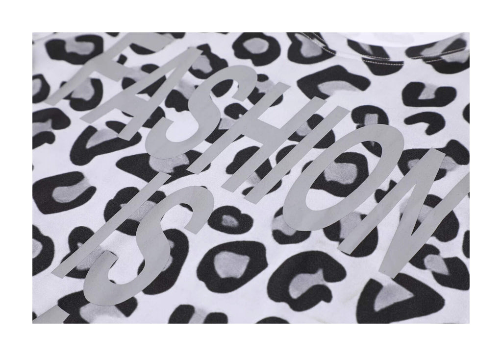 KARMANISTIC Leopard Print Slim Fit Stretch Tee