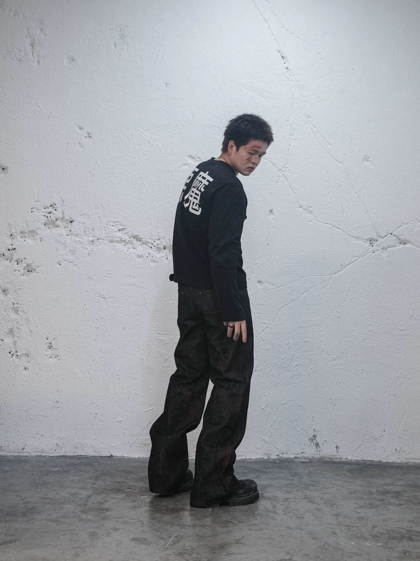 UNDERWATER Black Demon Print Distressed Long Sleeve Tee