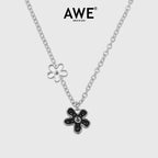 AWE The First Blooming Black Flowers Chain Necklace