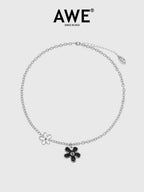 AWE The First Blooming Black Flowers Chain Necklace