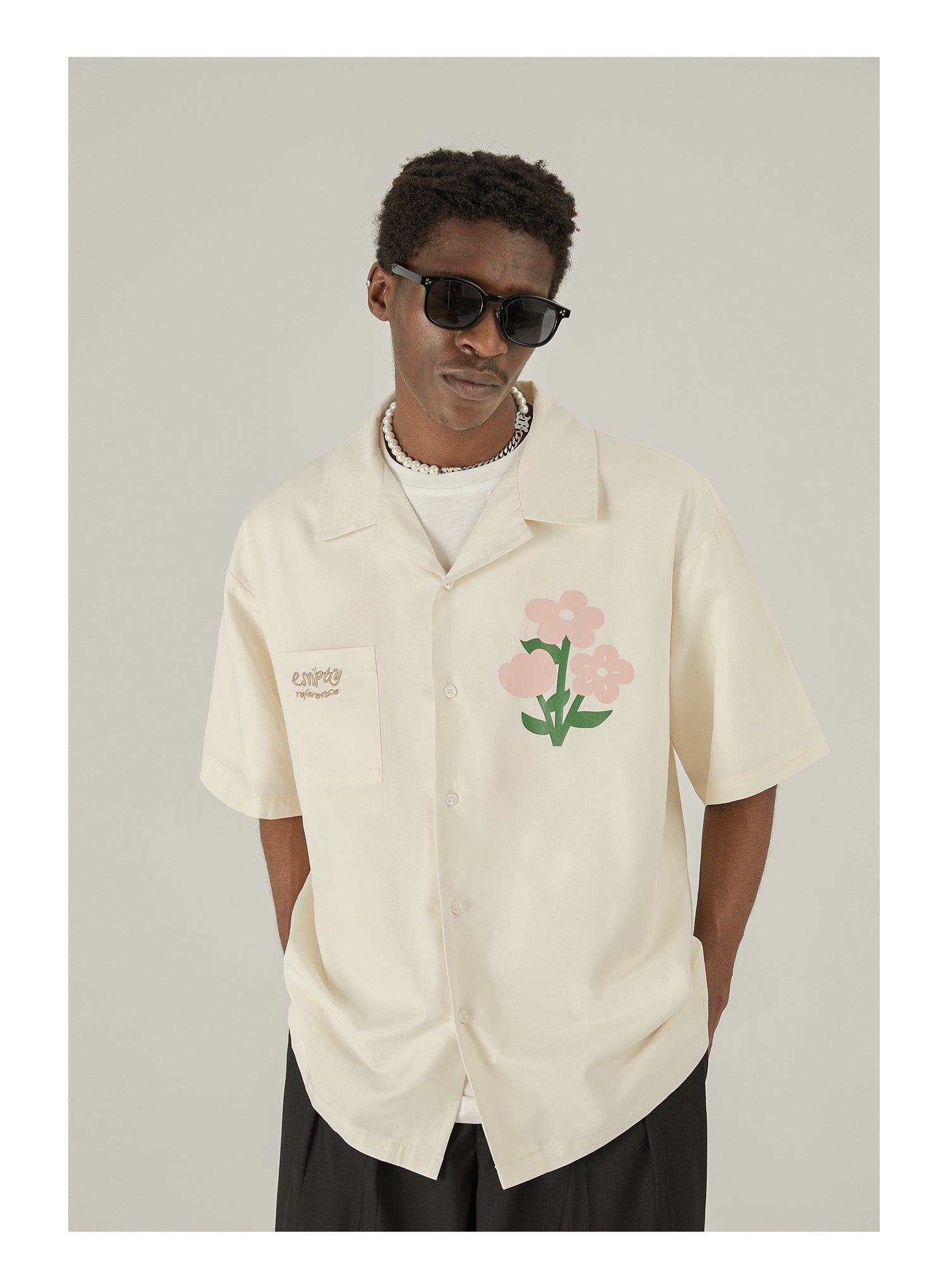 EMPTY REFERENCE Cute Small Flower Short Sleeve Shirt