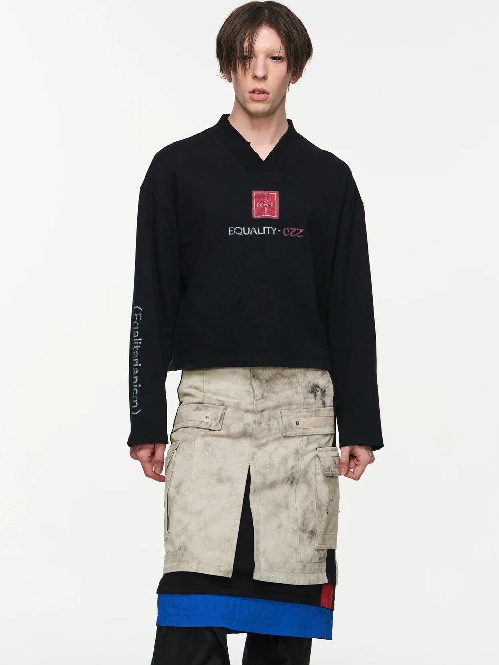 BLIND NO PLAN V-Neck Washed Print Long Sleeve Tee