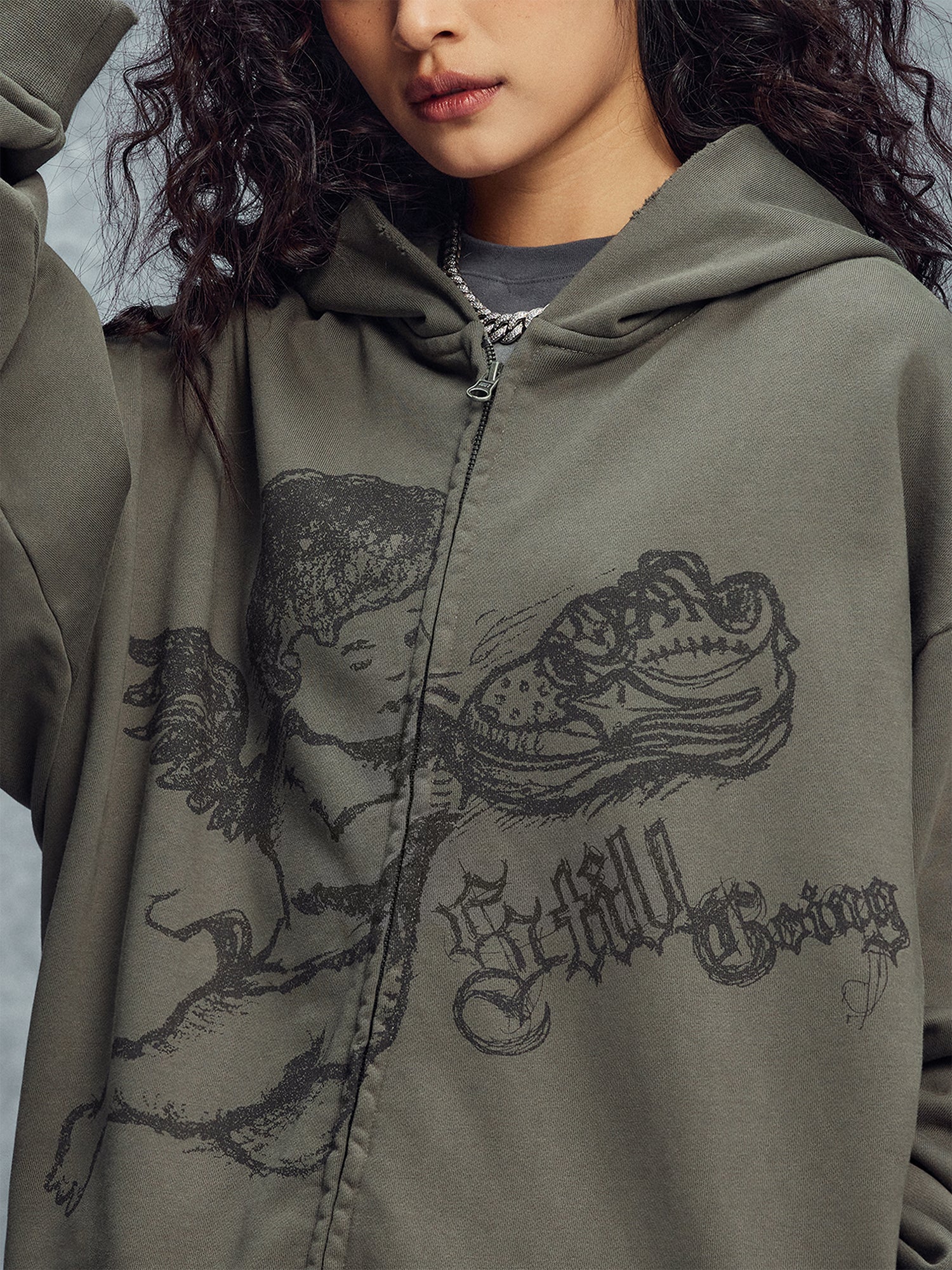 1807 Graffiti Angel Print Zip Up Hoodie