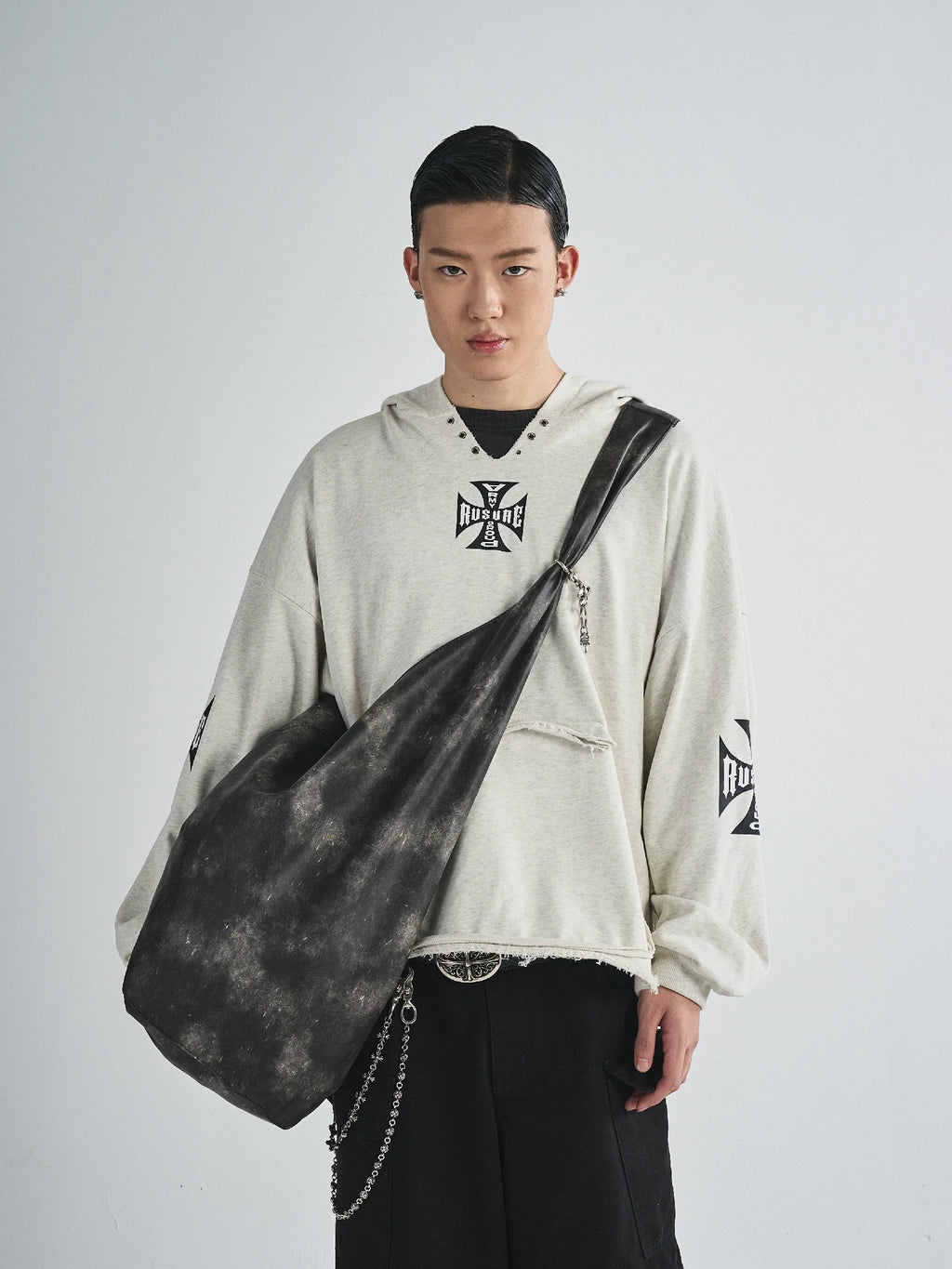 RUSURE V Neck Cross Logo Destruction Hoodie