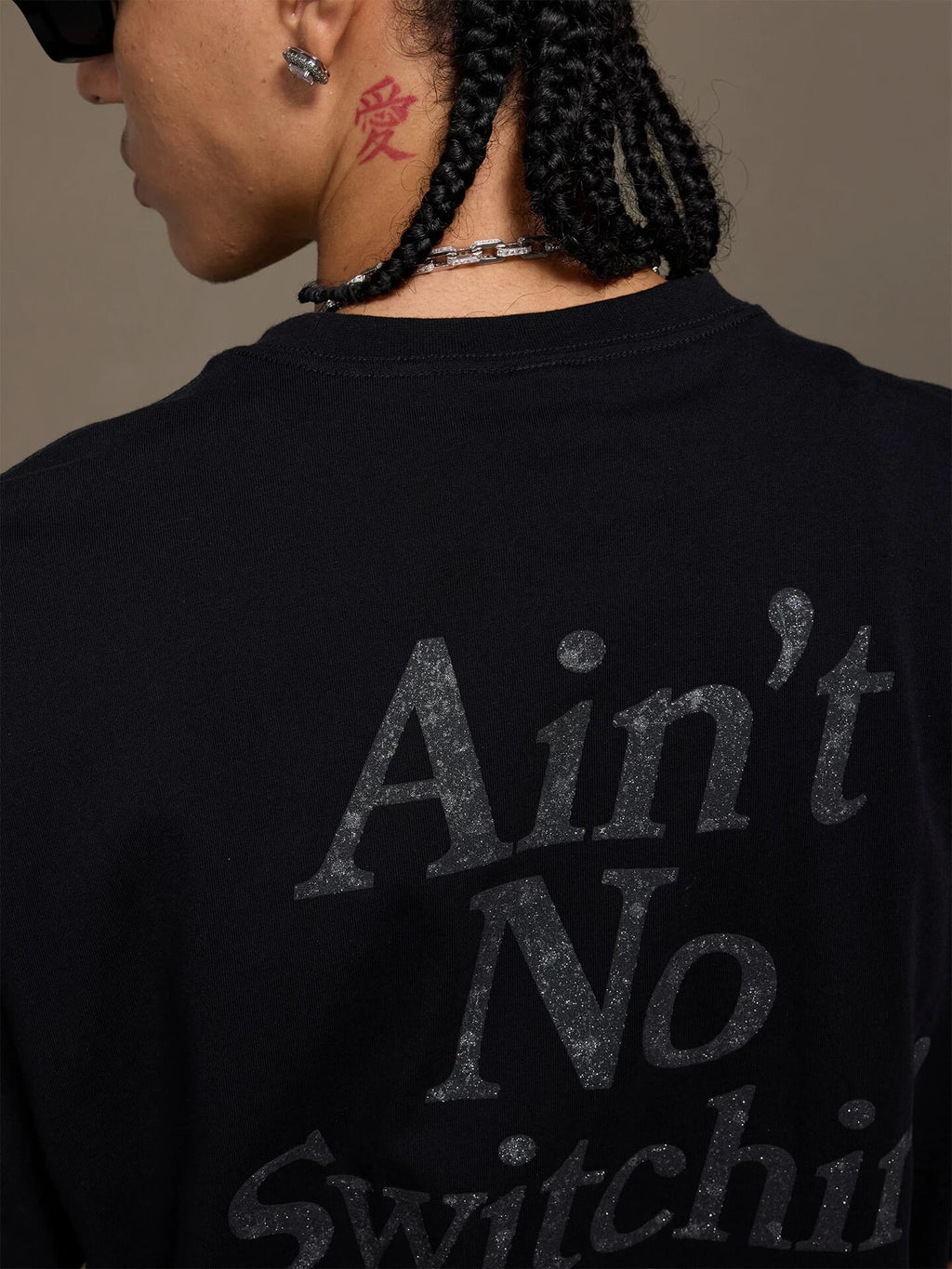 1807 Still Going Glitter Print Short Sleeve Tee