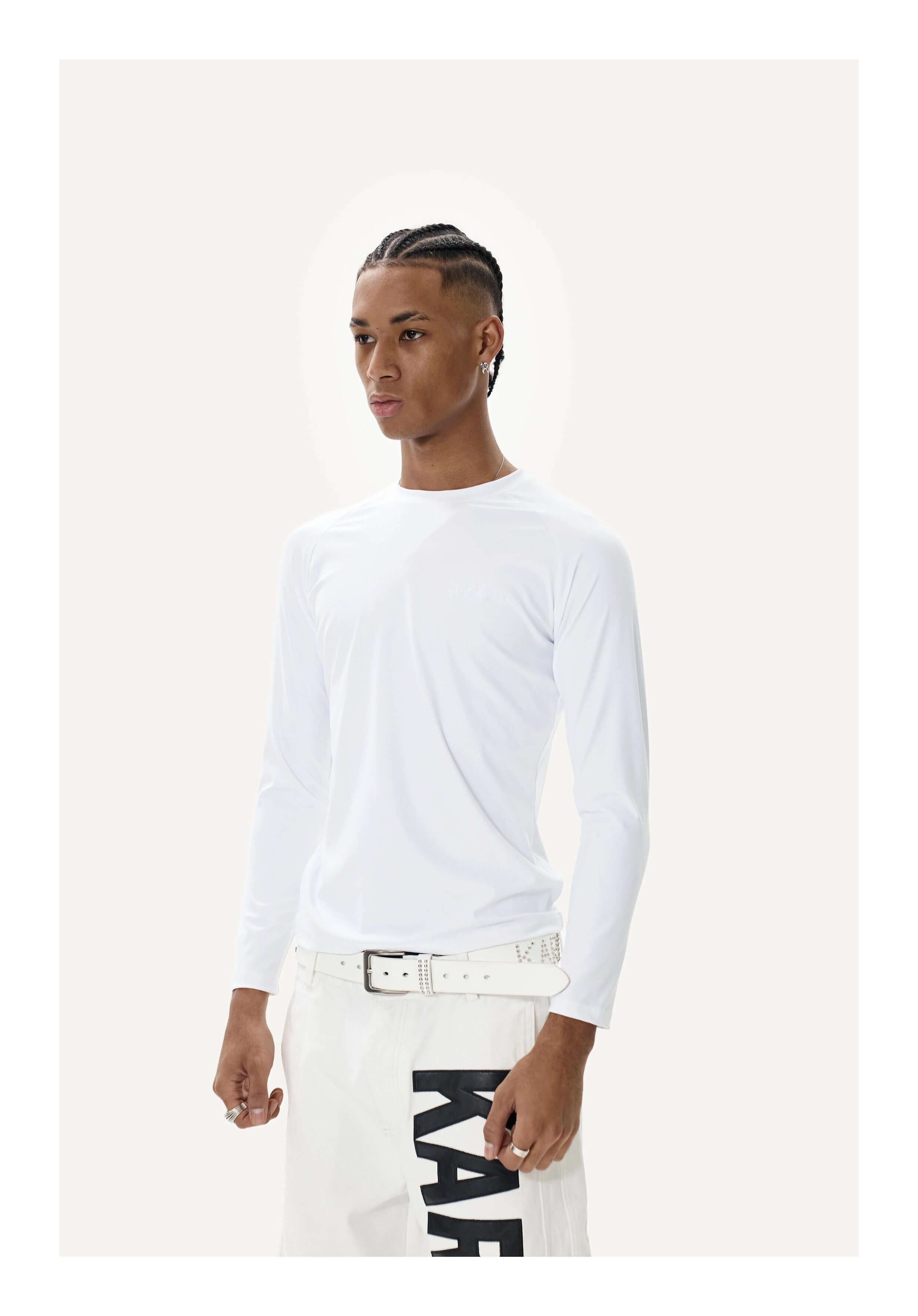 KARMANISTIC Quick Dry Stretch Fit Logo Embroidered Workout Long Sleeve Tee
