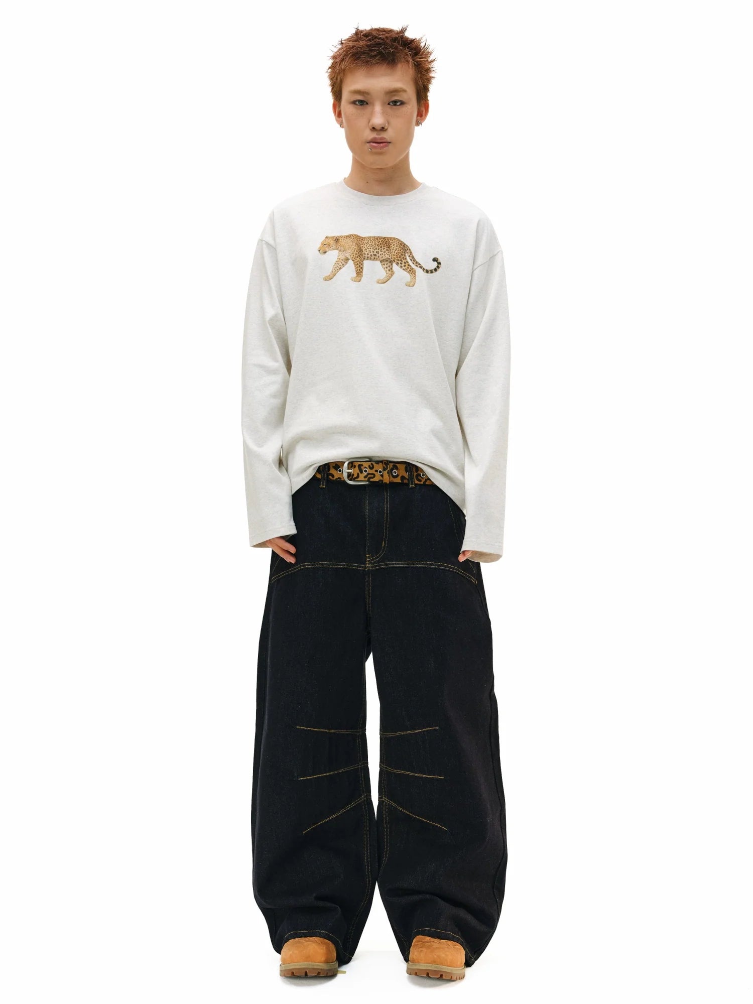 NOVACAM Leopard Digital Print Long Sleeve Tee