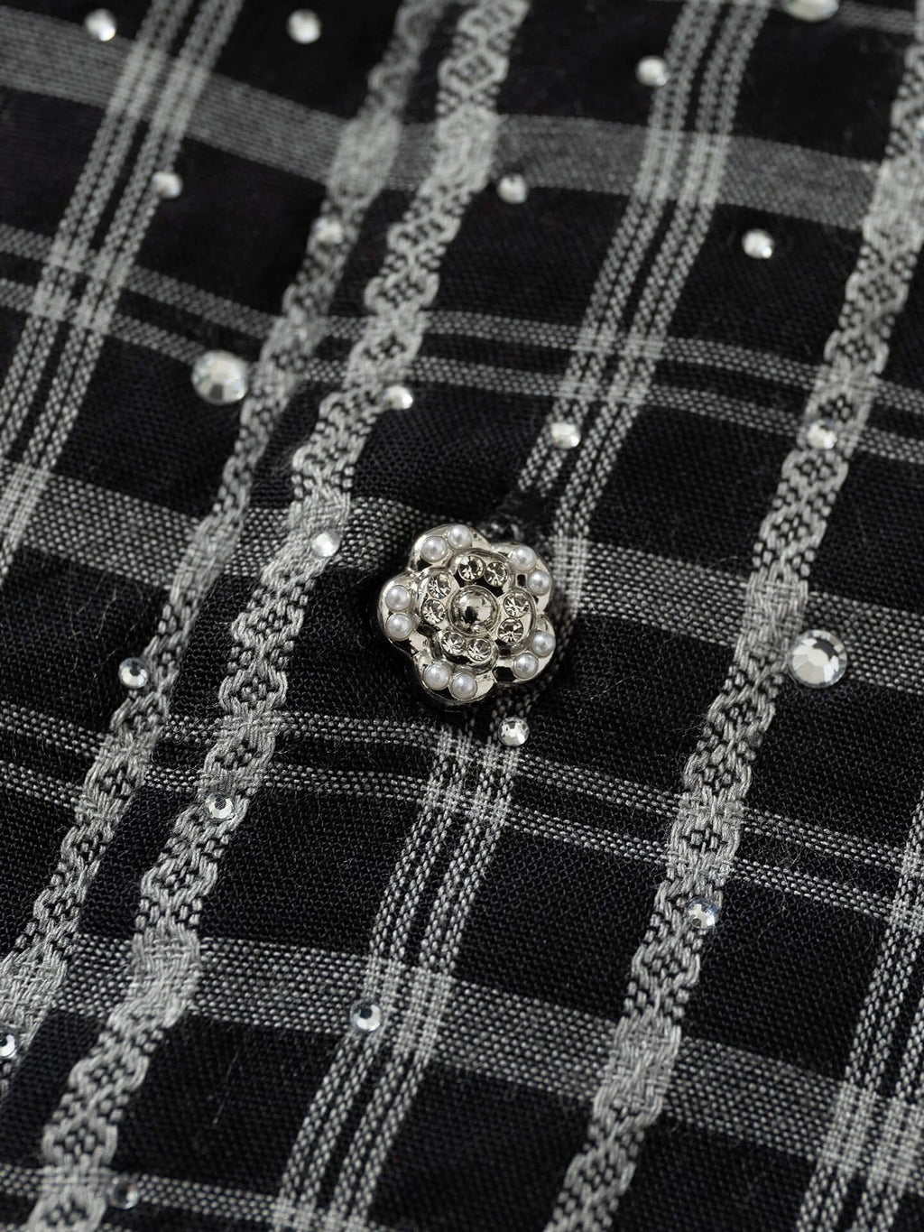 YADcrew Plaid Rhinestone Cascade Flower Button Short Sleeve Shirt
