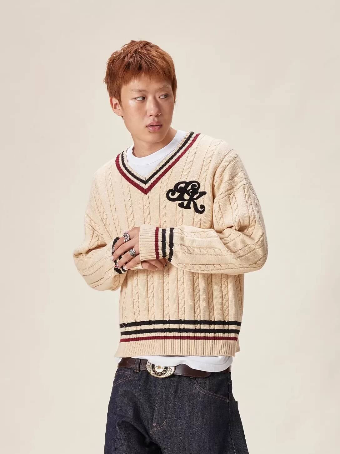 EVILKNIGHT(EK) Logo Cable Knit V Neck Sweater