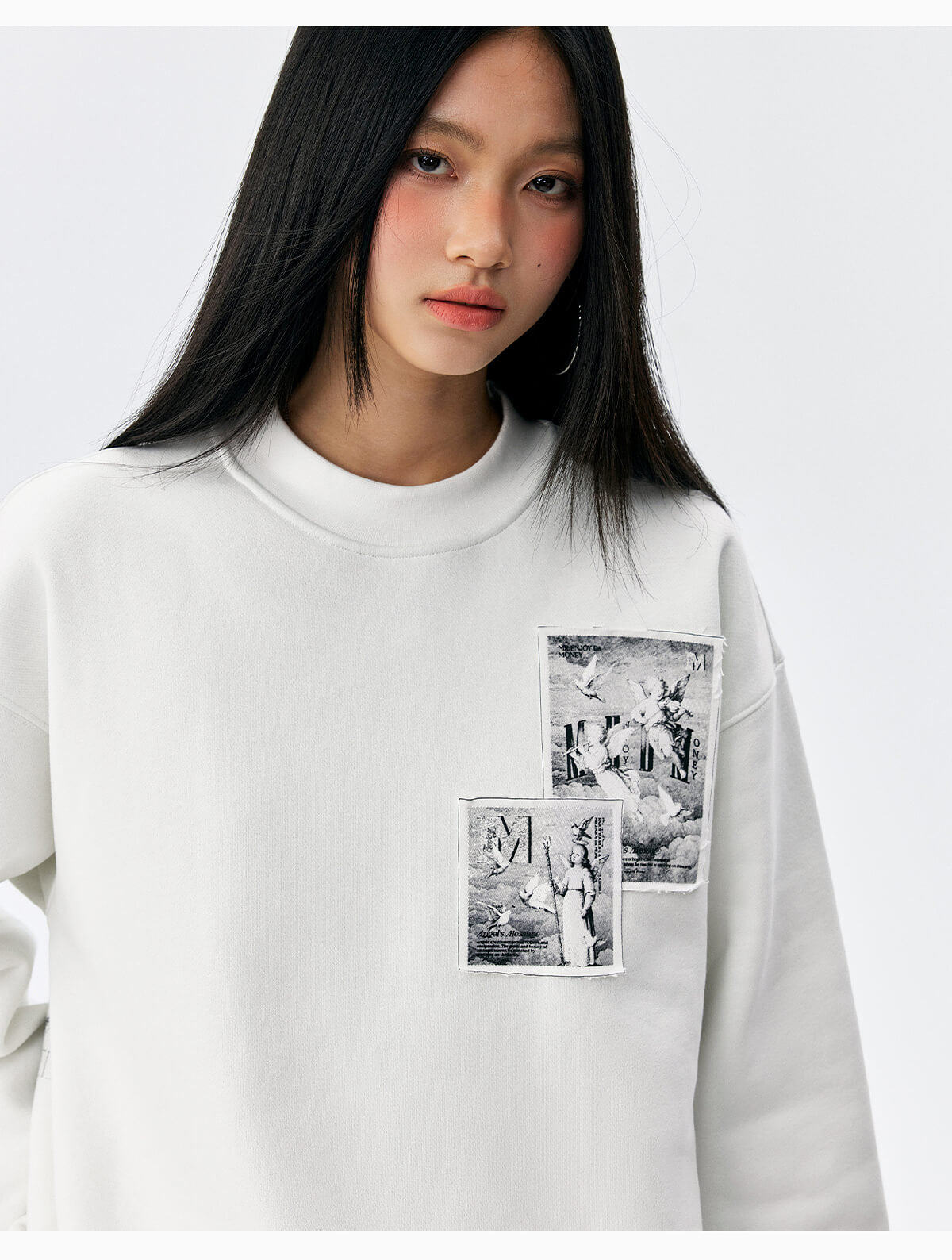 MEDM Angel Print Patch Sweatshirt